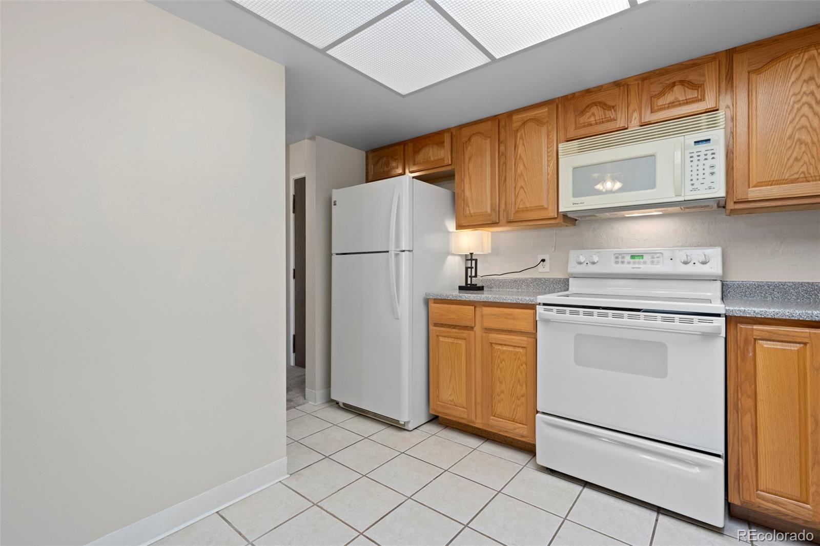 MLS Image #10 for 13992 e marina drive,aurora, Colorado