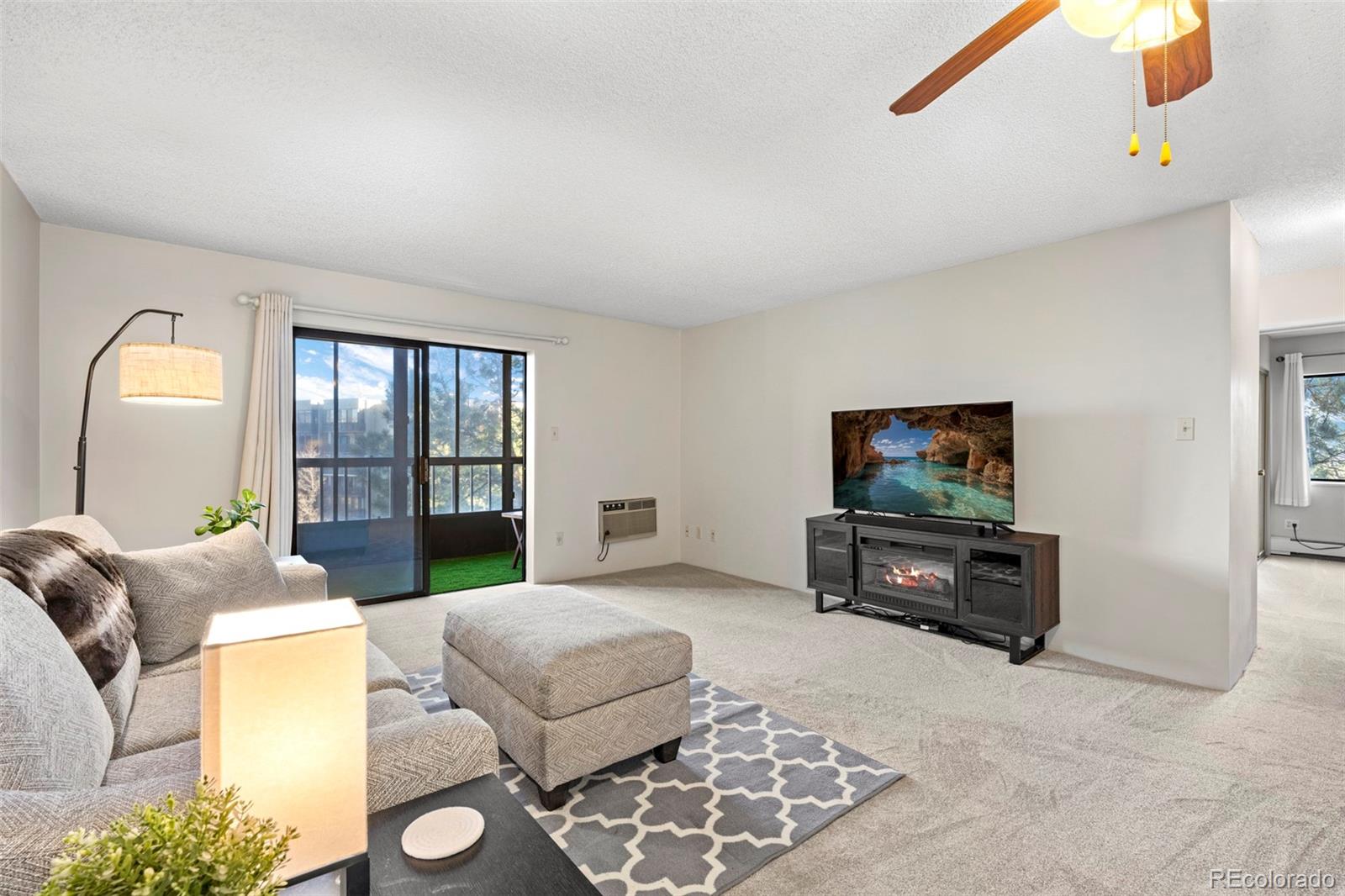 MLS Image #4 for 13992 e marina drive,aurora, Colorado