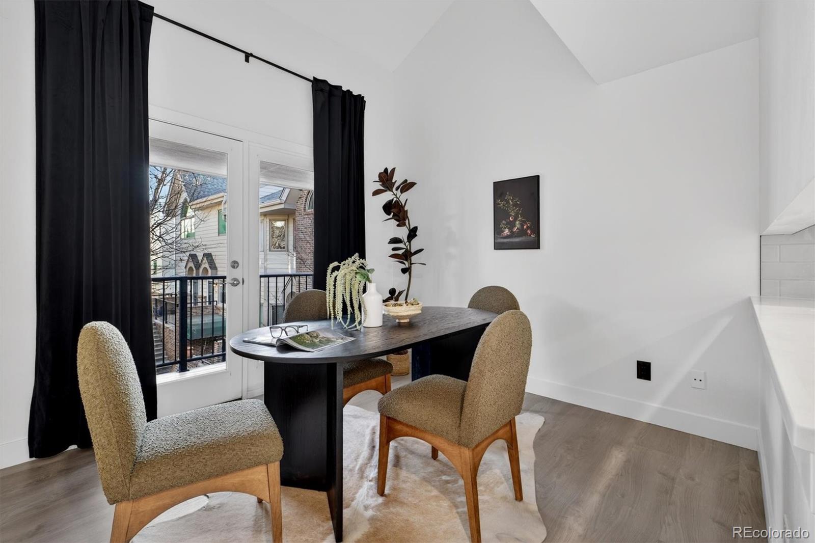 MLS Image #4 for 170 s jackson street 205,denver, Colorado