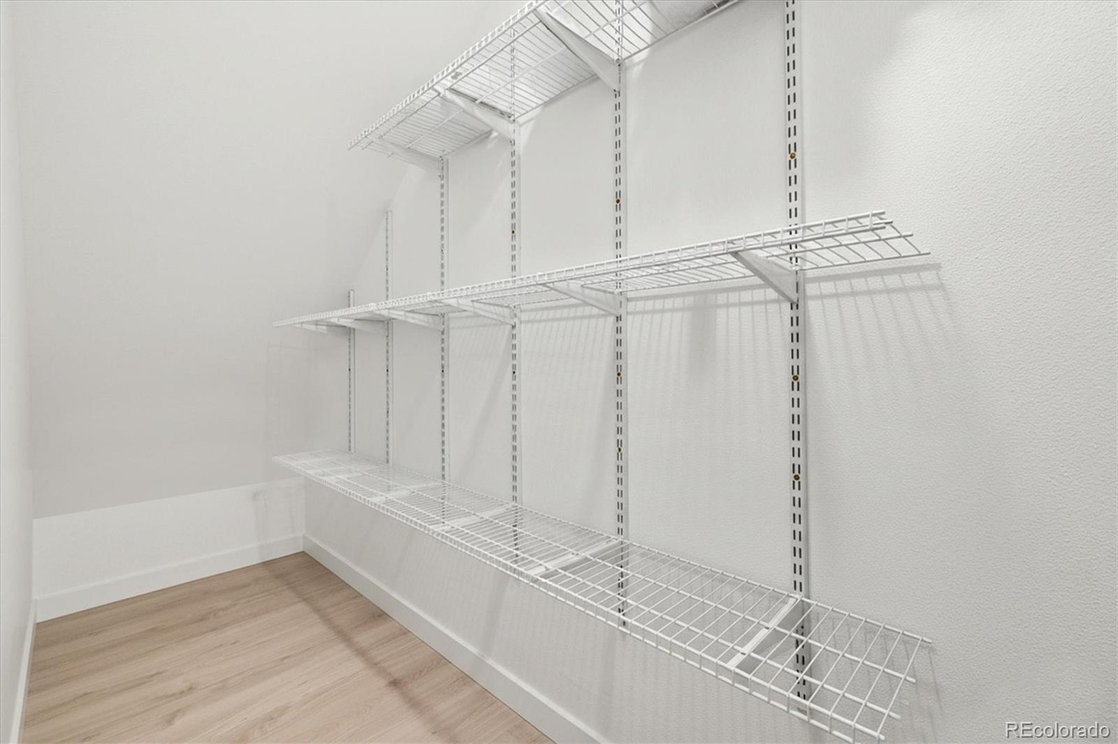 MLS Image #9 for 170 s jackson street 205,denver, Colorado
