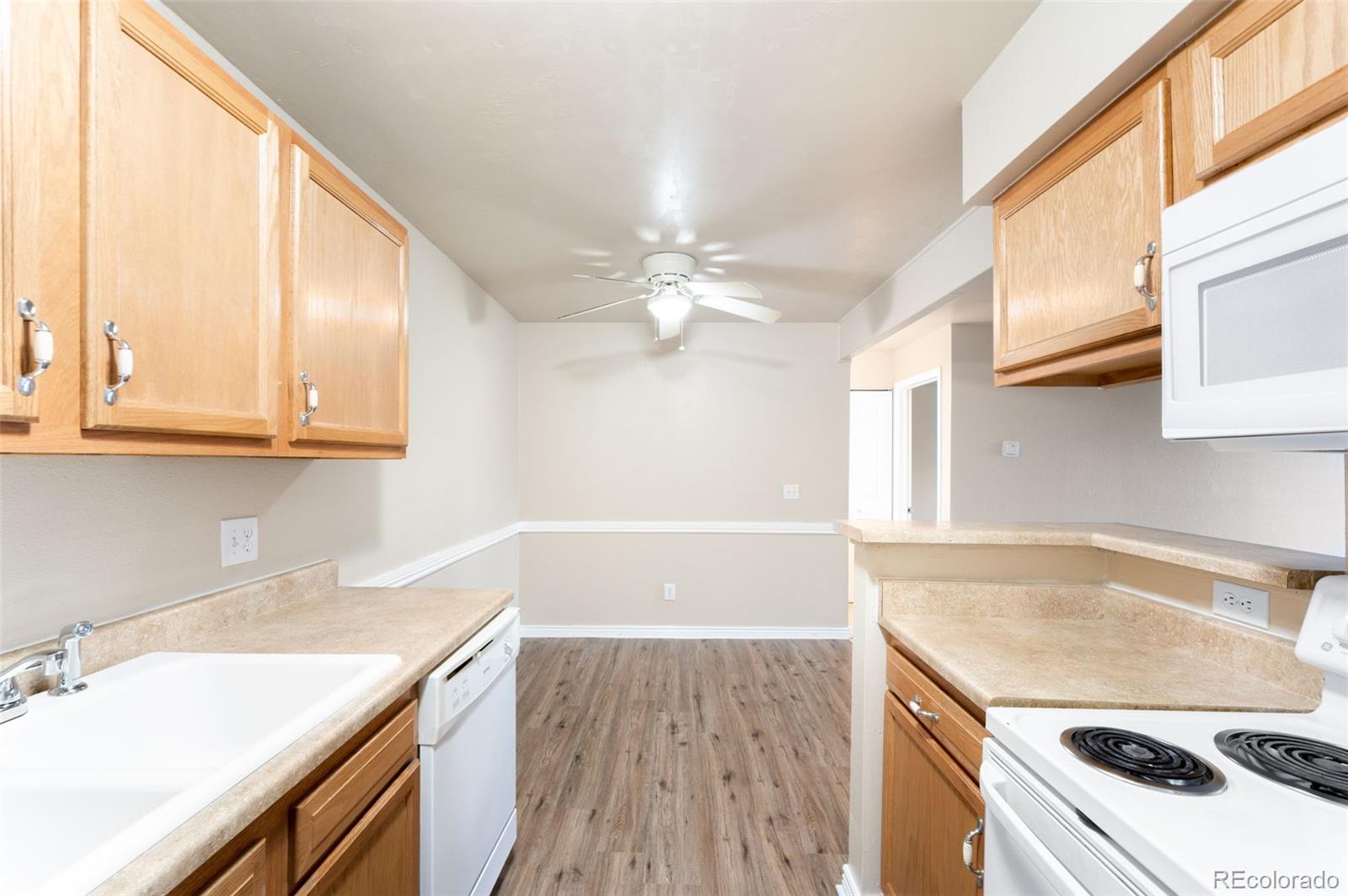MLS Image #6 for 10150 e virginia avenue 7-201,denver, Colorado