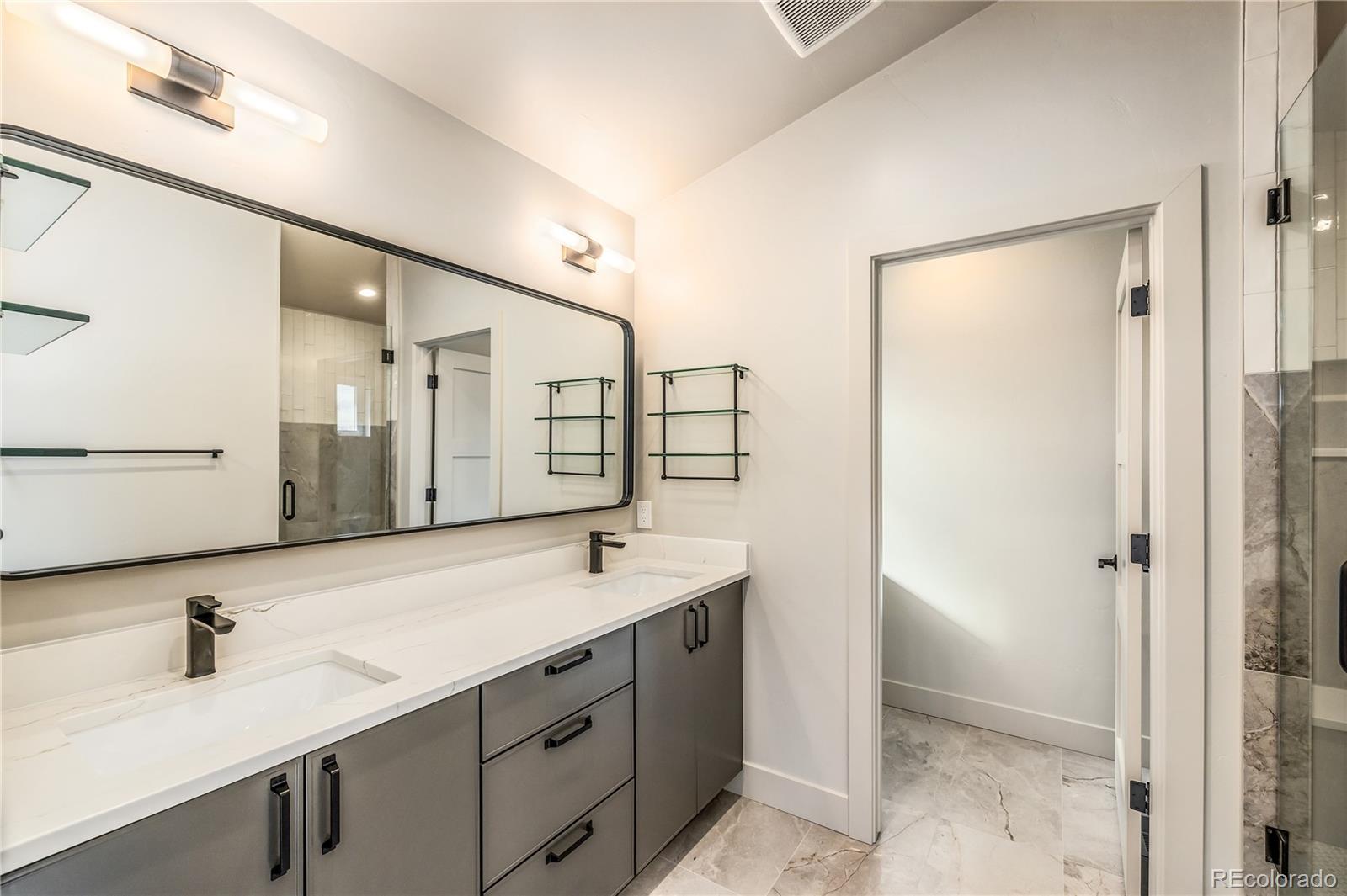 MLS Image #16 for 3935  lipan street,denver, Colorado