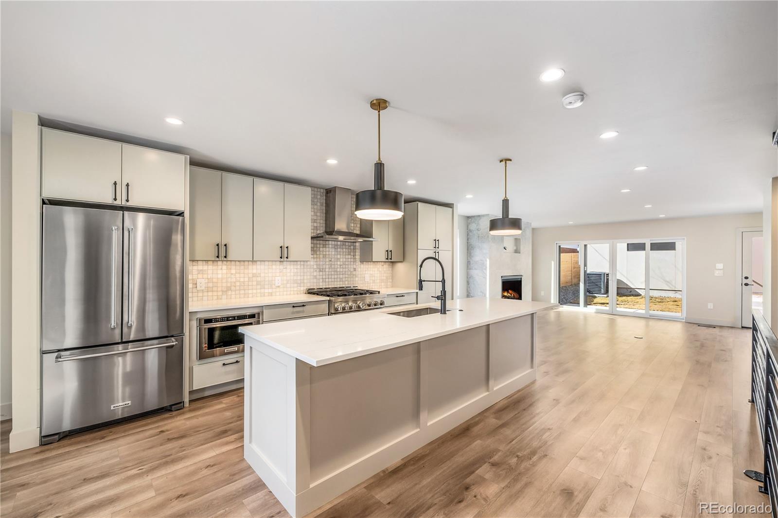 MLS Image #6 for 3935  lipan street,denver, Colorado