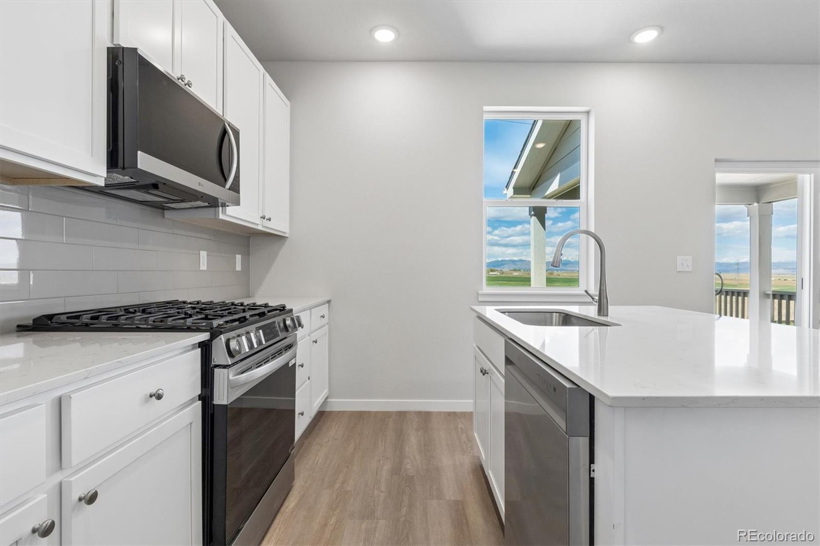 MLS Image #10 for 3691  sandreed street,dacono, Colorado