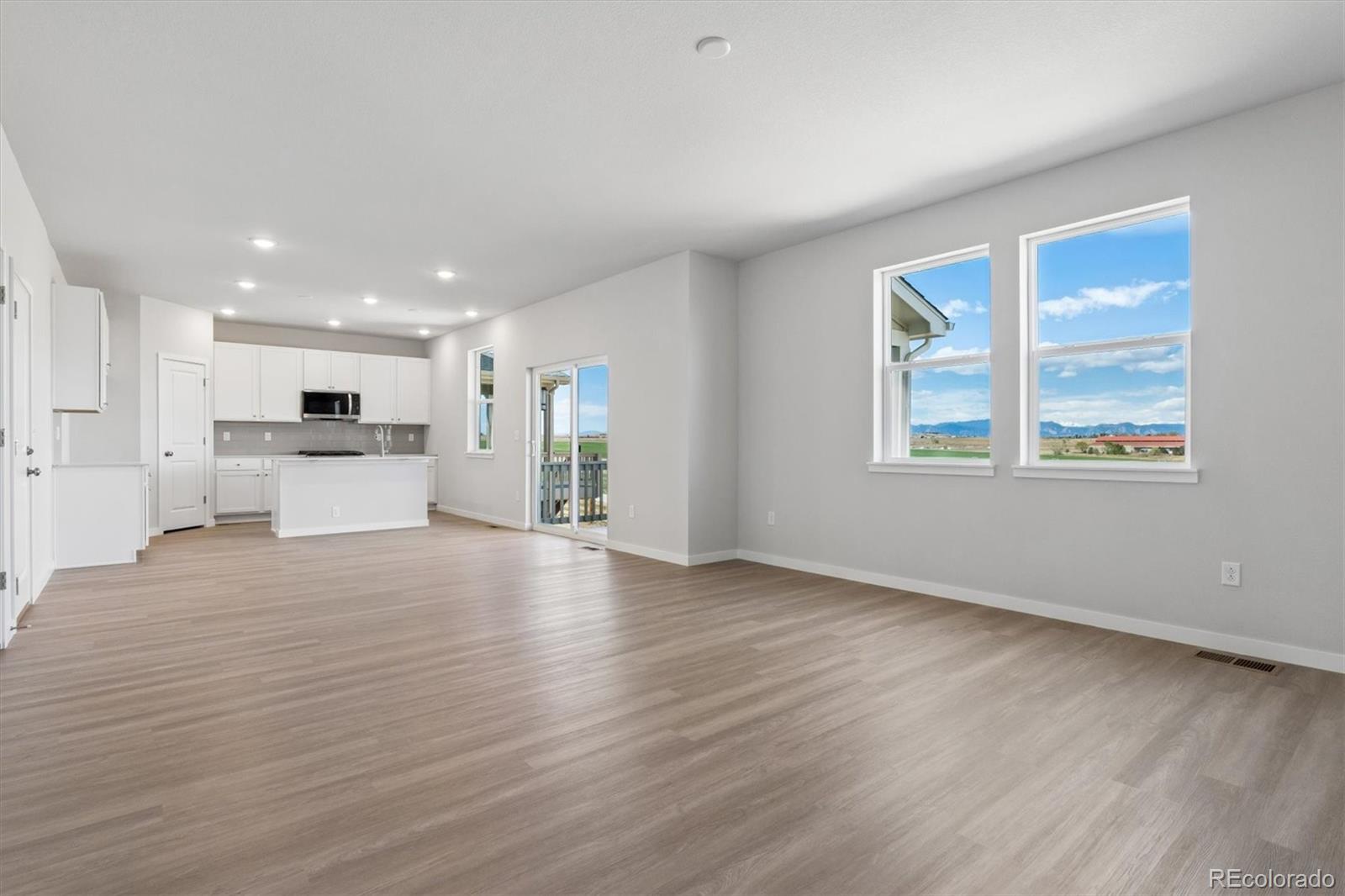 MLS Image #3 for 3691  sandreed street,dacono, Colorado