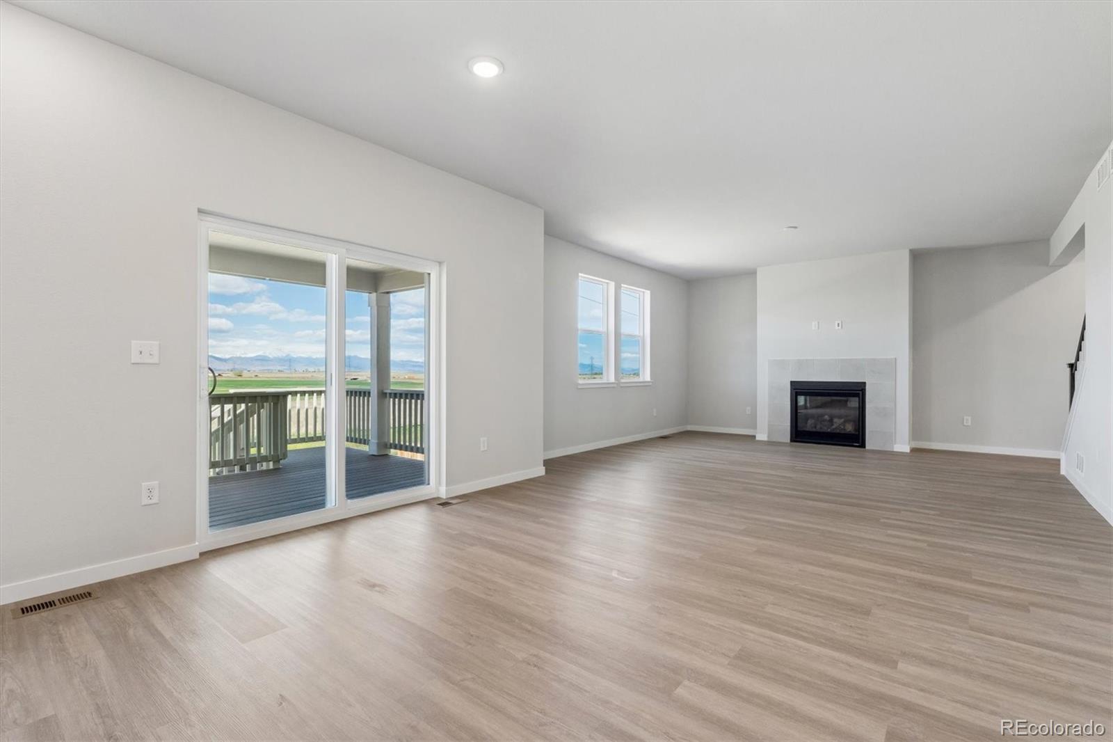 MLS Image #5 for 3691  sandreed street,dacono, Colorado