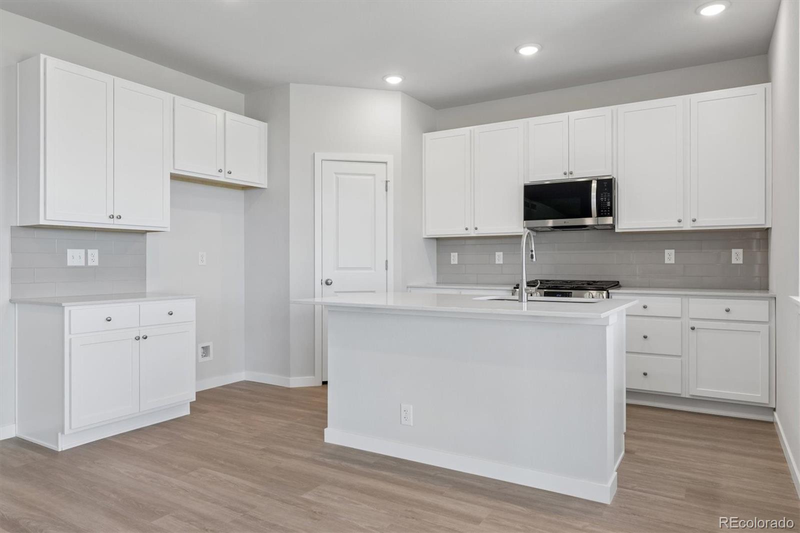 MLS Image #8 for 3691  sandreed street,dacono, Colorado