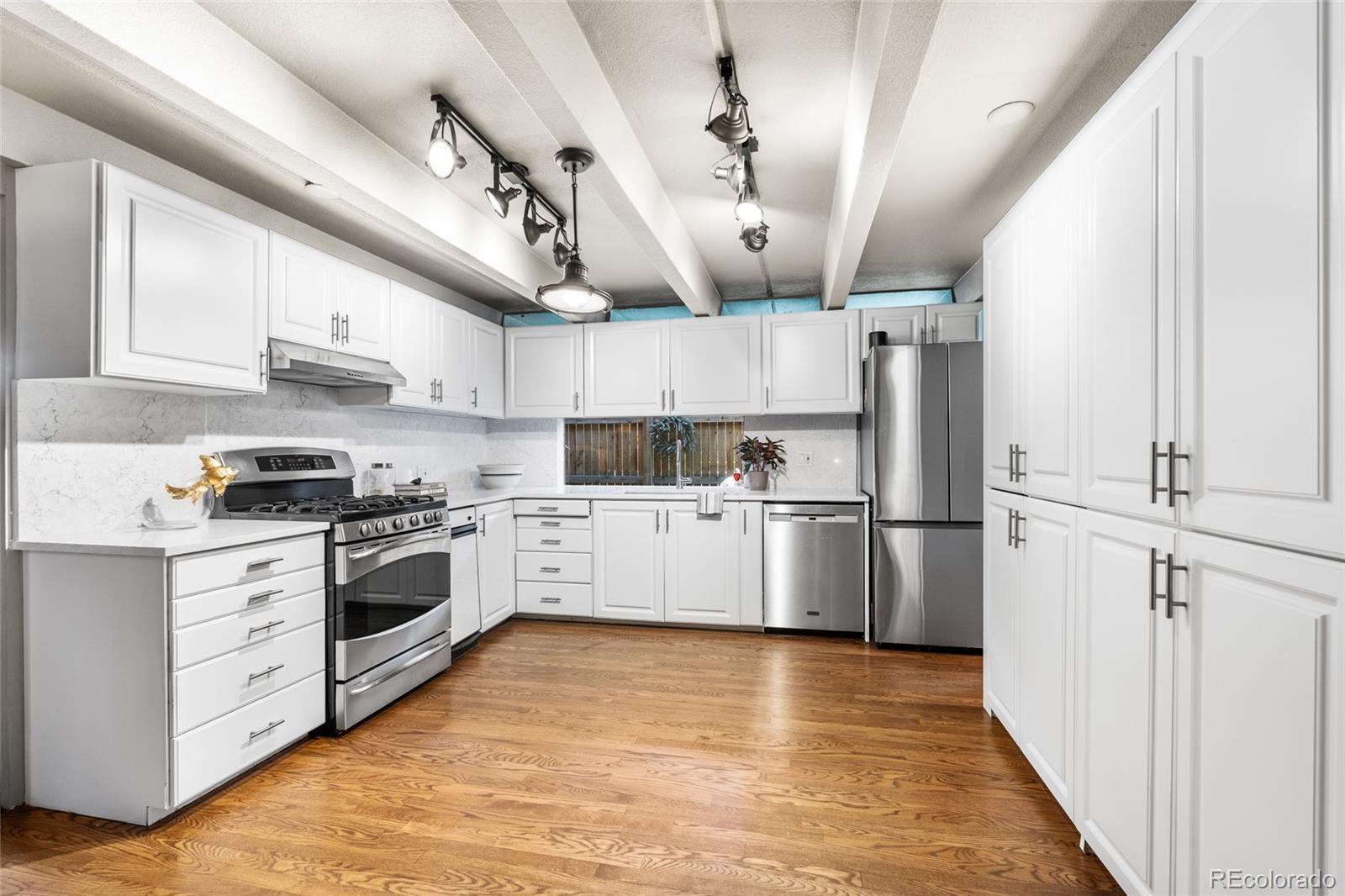 MLS Image #30 for 2735 e 7th avenue parkway,denver, Colorado