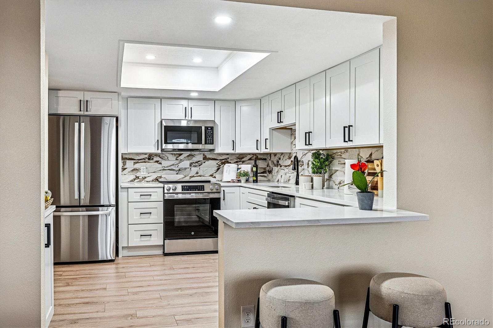 MLS Image #6 for 14050 e linvale place,aurora, Colorado