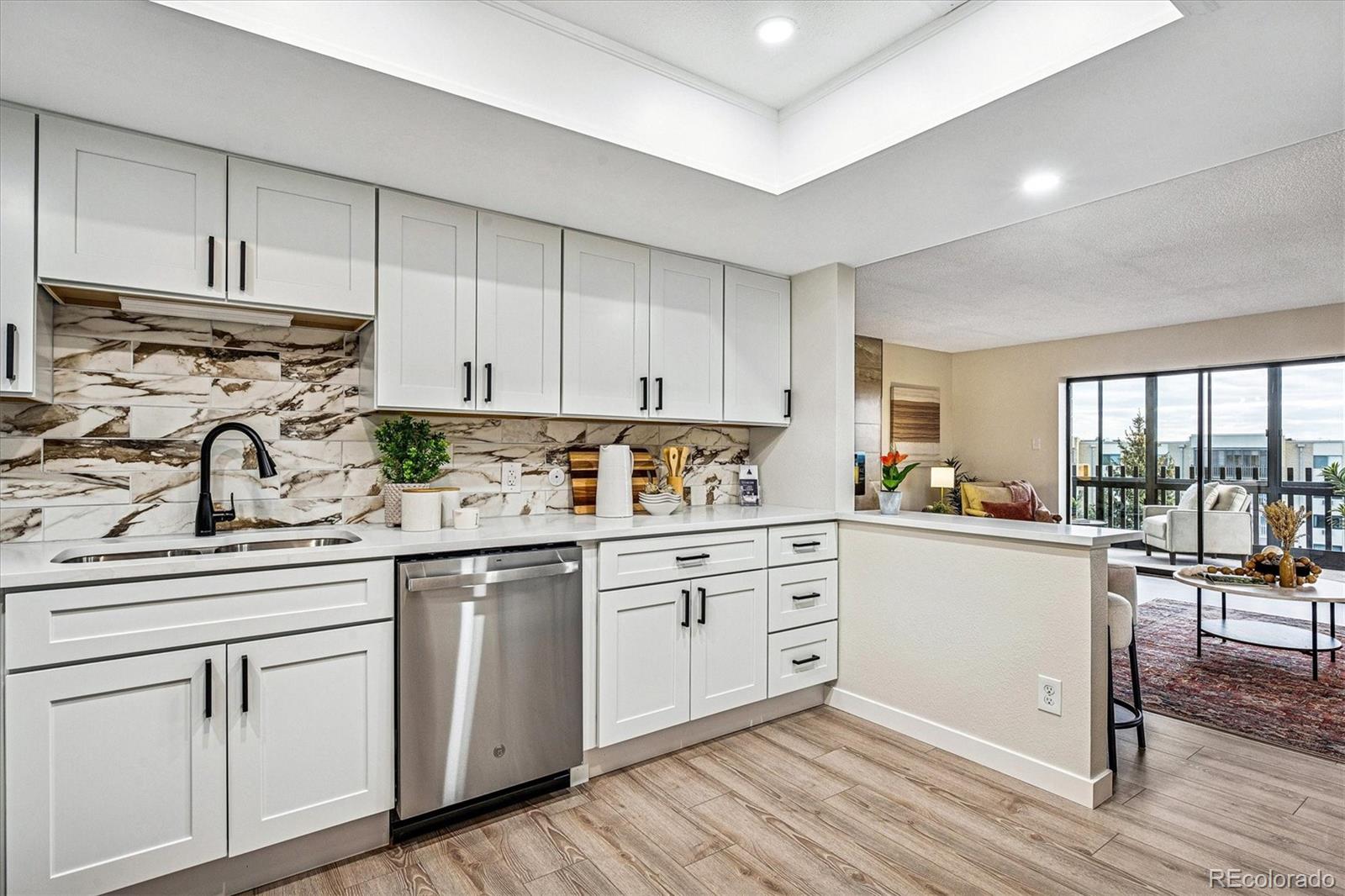 MLS Image #8 for 14050 e linvale place,aurora, Colorado