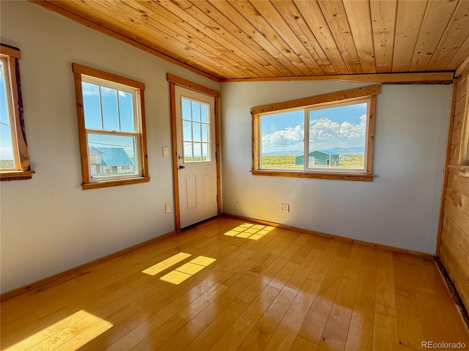 MLS Image #11 for 20497  county road 59 ,moffat, Colorado