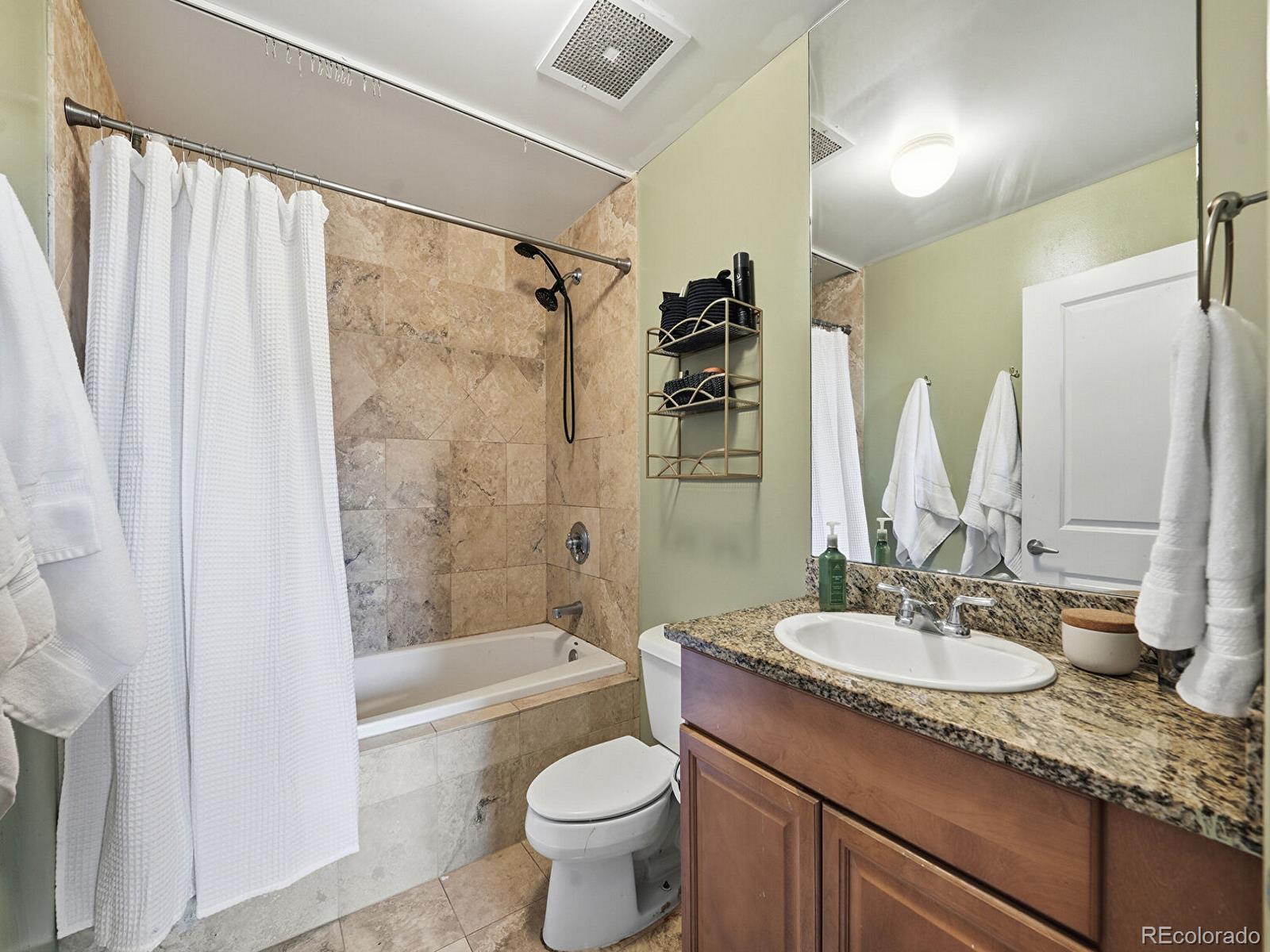 MLS Image #11 for 925 n lincoln street,denver, Colorado