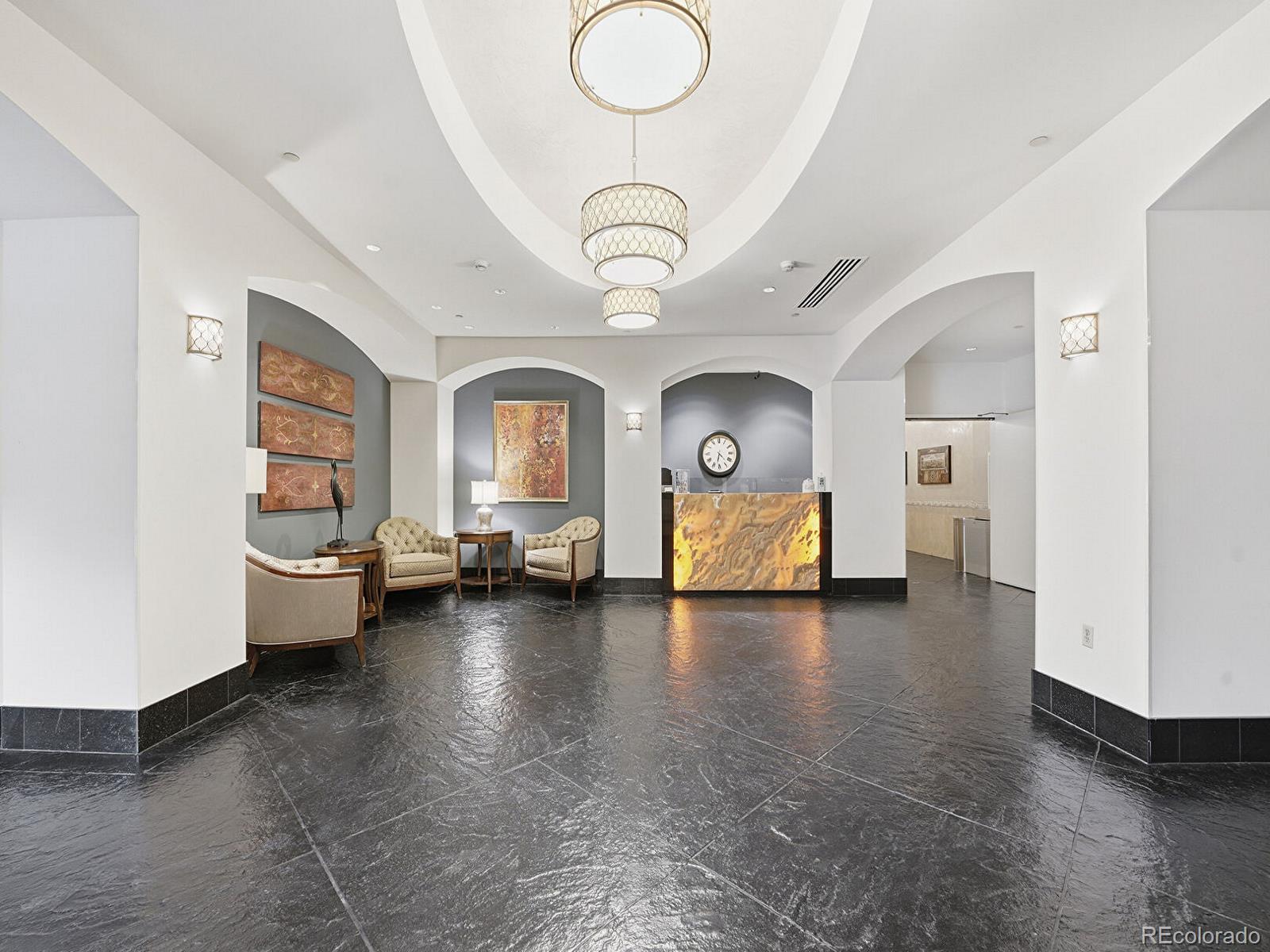 MLS Image #18 for 925 n lincoln street,denver, Colorado