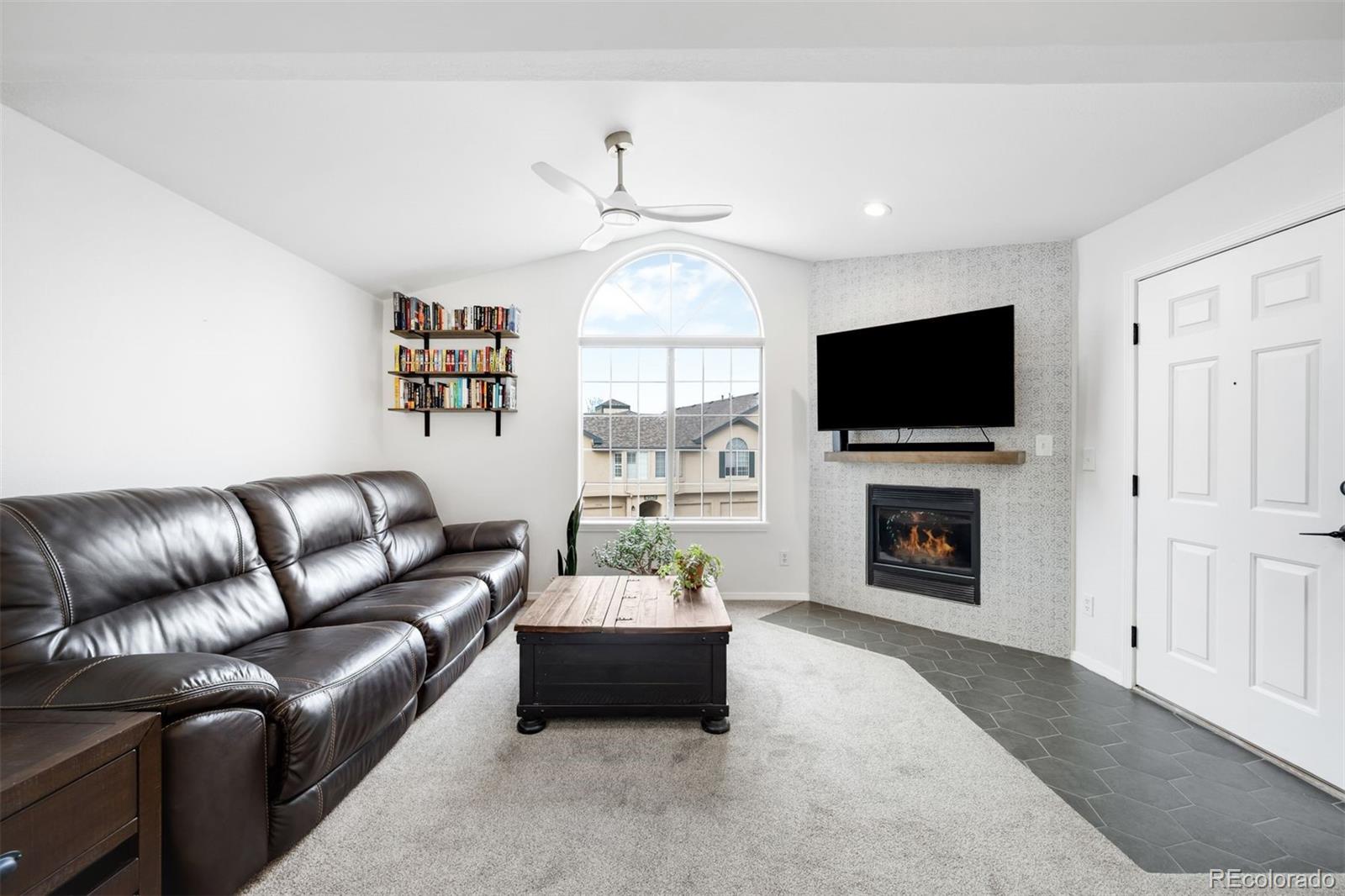 MLS Image #4 for 8747 e dry creek road 1624,englewood, Colorado