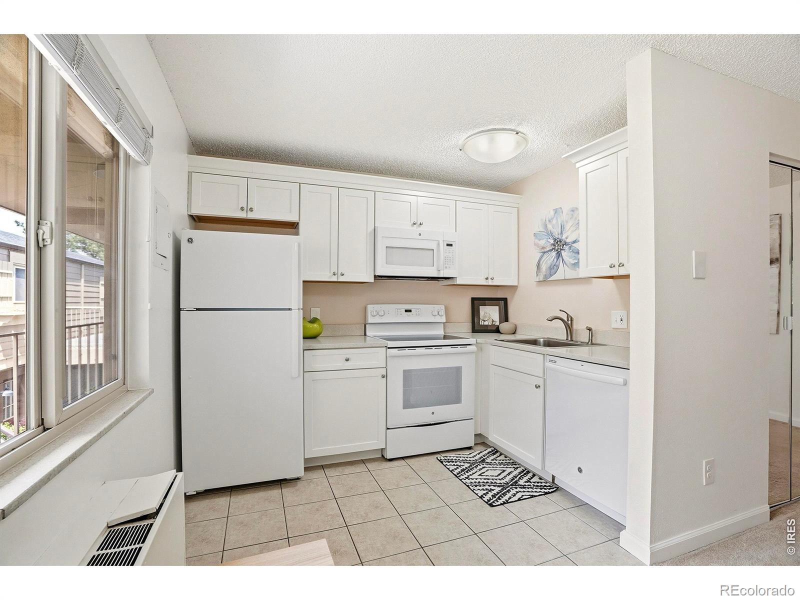 MLS Image #6 for 3161  madison avenue,boulder, Colorado
