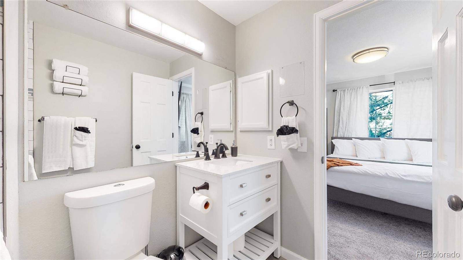 MLS Image #28 for 12434 e tennessee circle b,aurora, Colorado