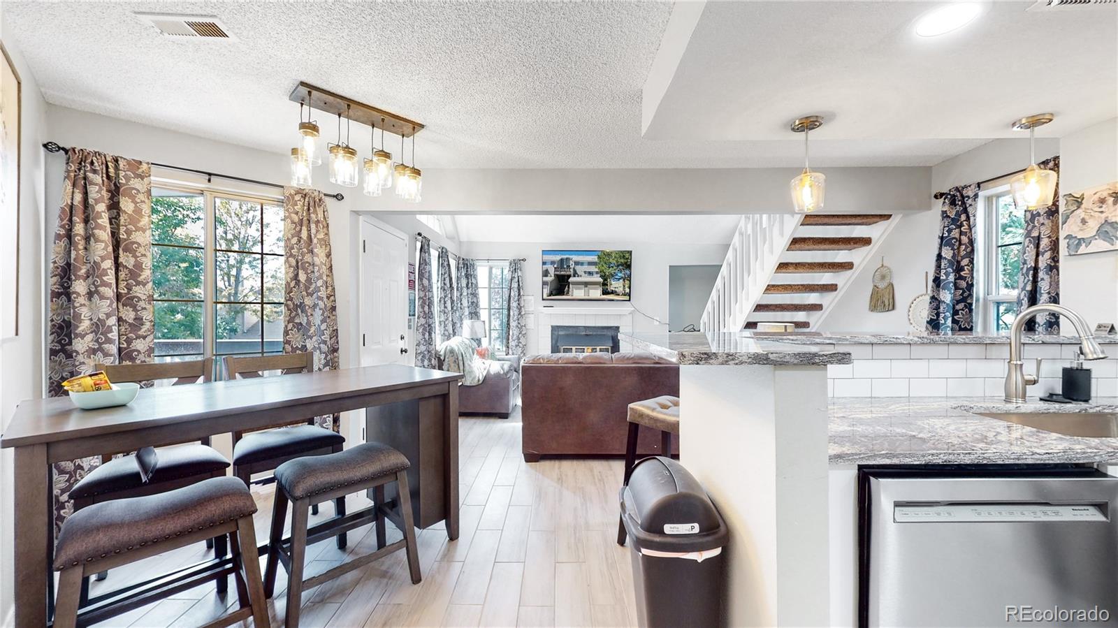 MLS Image #8 for 12434 e tennessee circle b,aurora, Colorado
