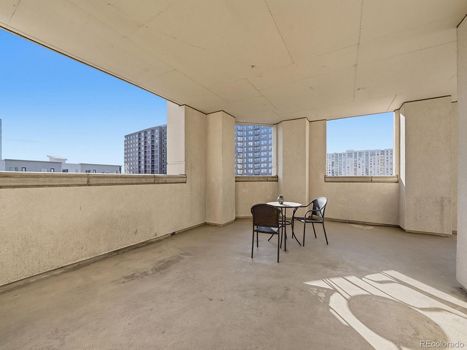 MLS Image #17 for 925 n lincoln street,denver, Colorado