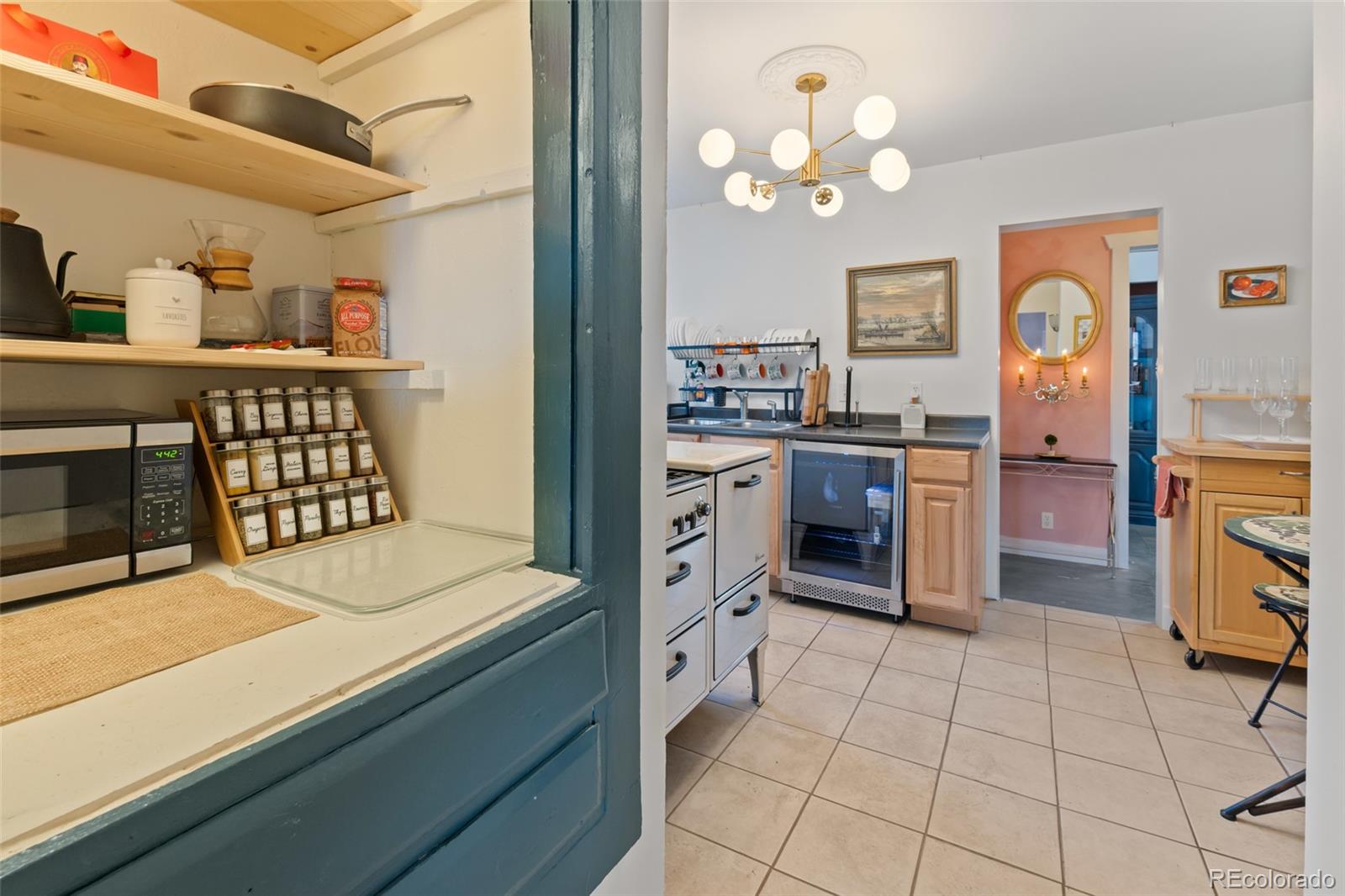 MLS Image #11 for 1047 n meade street,denver, Colorado