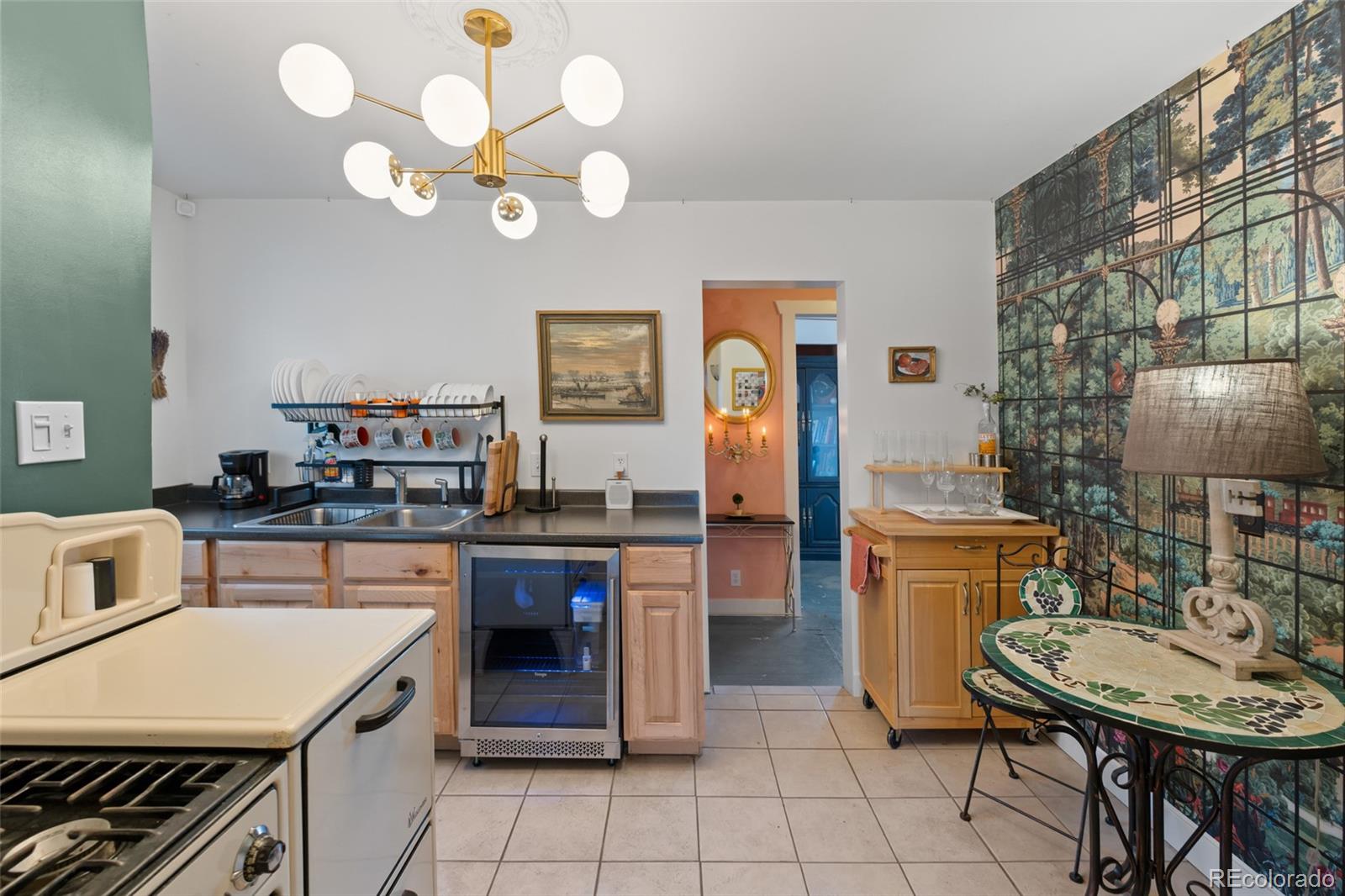 MLS Image #12 for 1047 n meade street,denver, Colorado