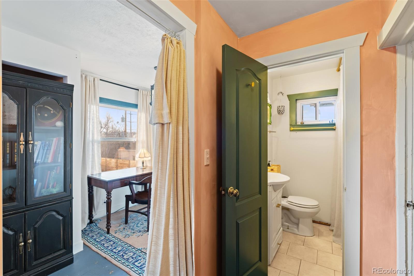 MLS Image #17 for 1047 n meade street,denver, Colorado