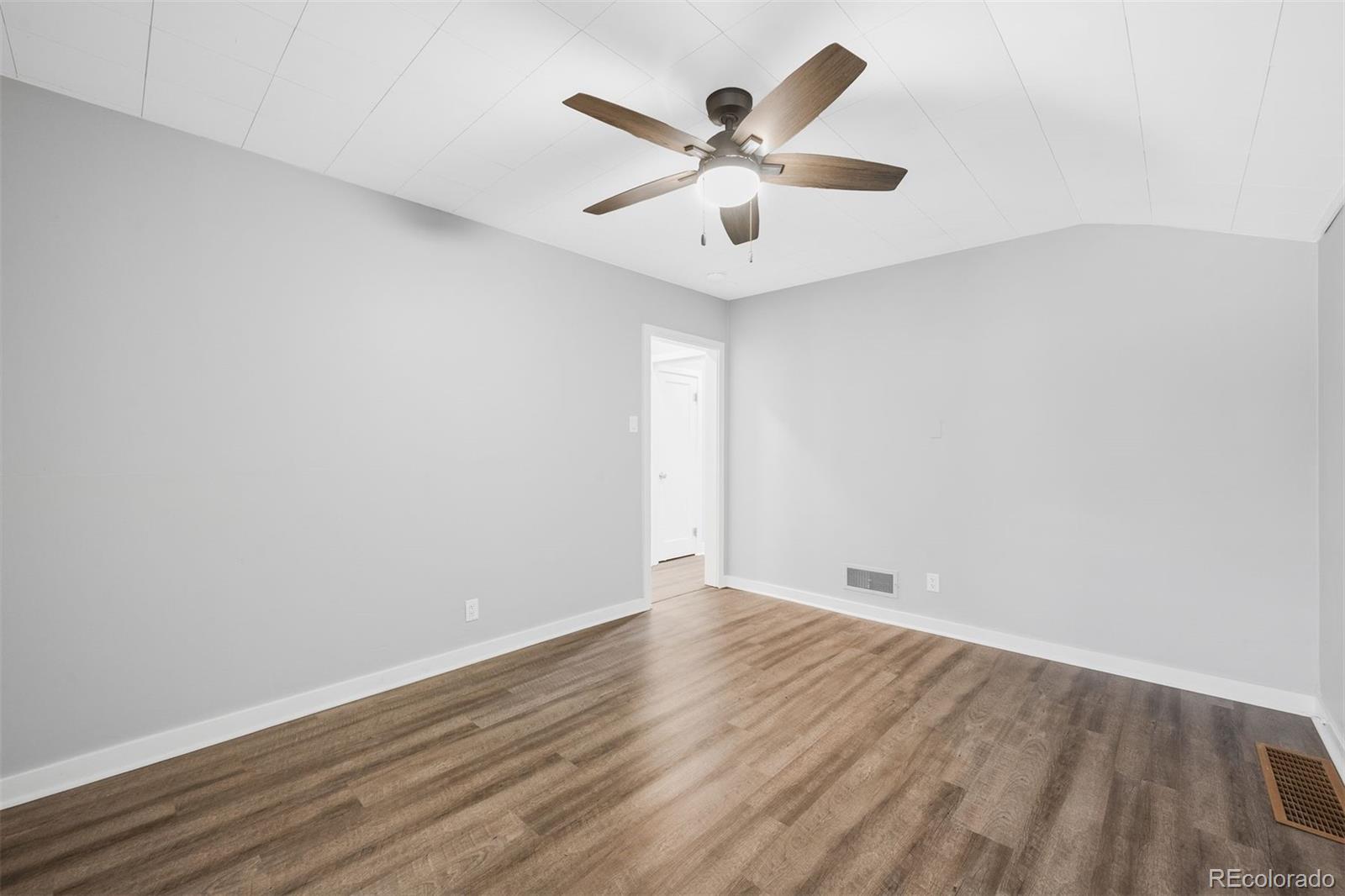 MLS Image #10 for 1187  syracuse street,denver, Colorado