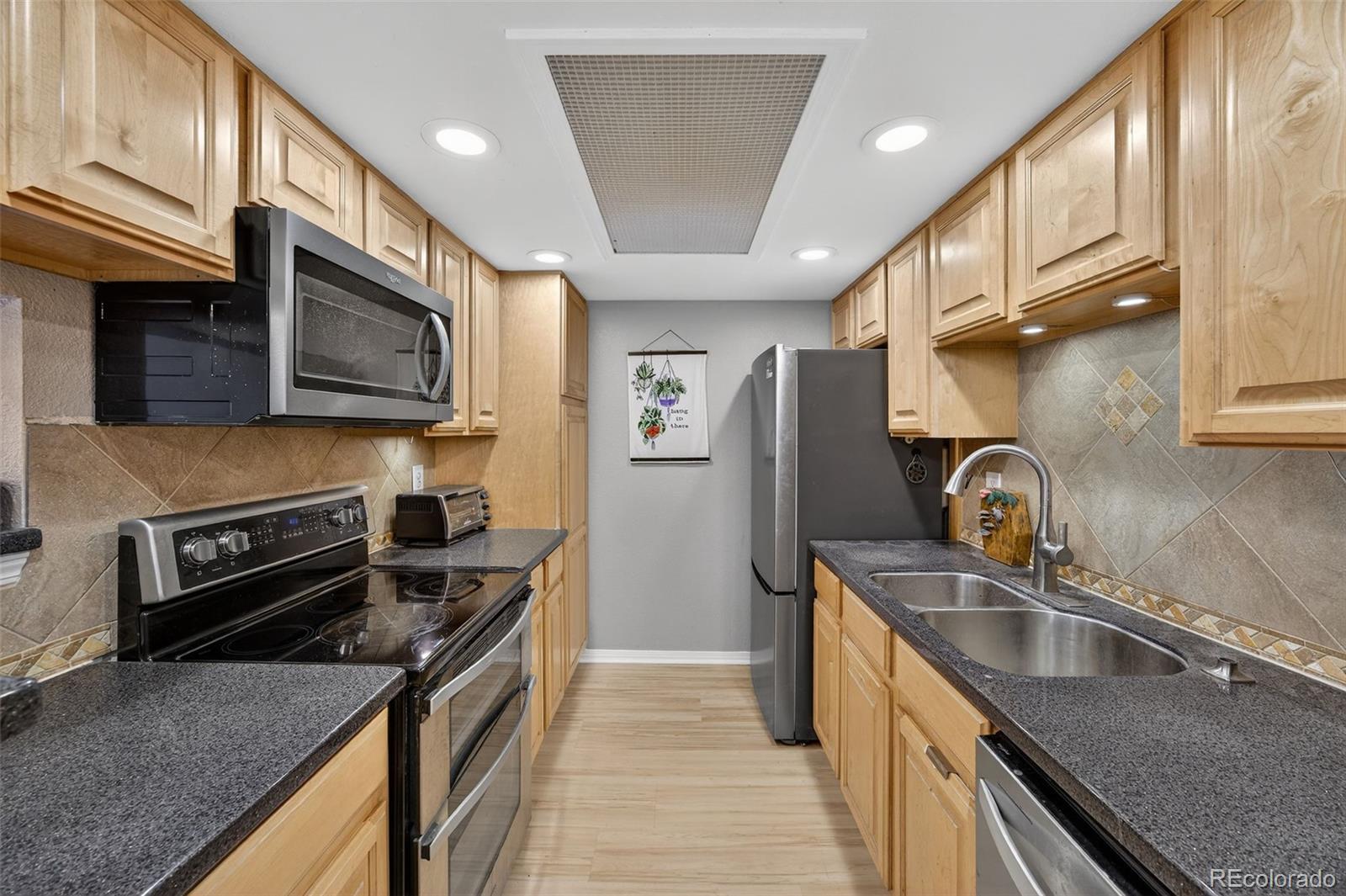 MLS Image #6 for 8225  fairmount drive,denver, Colorado