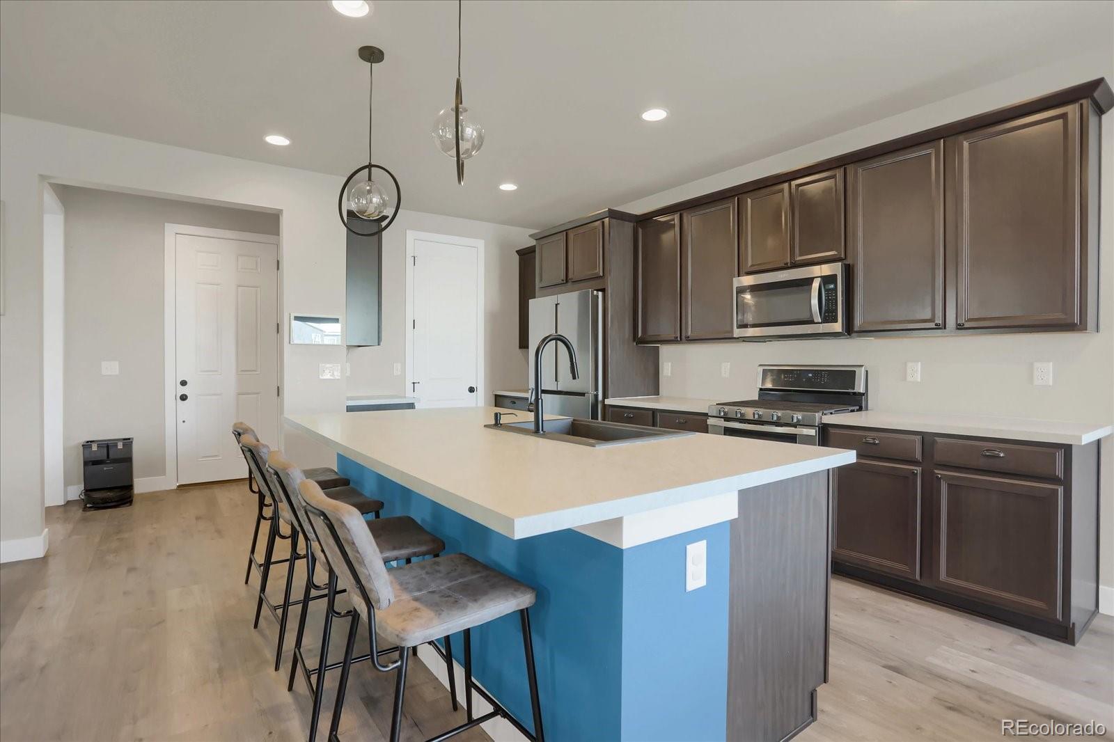 MLS Image #3 for 8147  sterling ranch avenue,littleton, Colorado