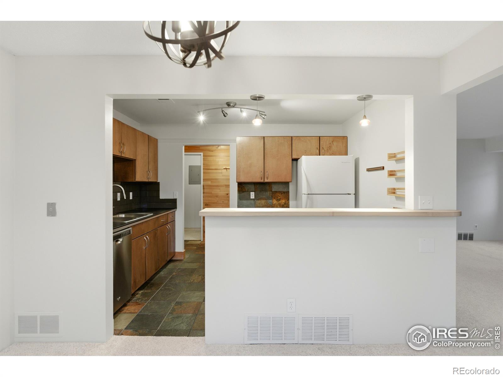 MLS Image #8 for 600  manhattan drive,boulder, Colorado