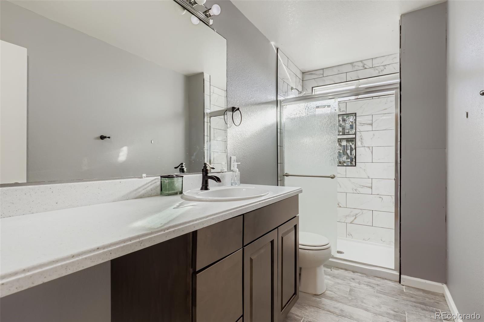 MLS Image #21 for 5528  lewiston court,denver, Colorado