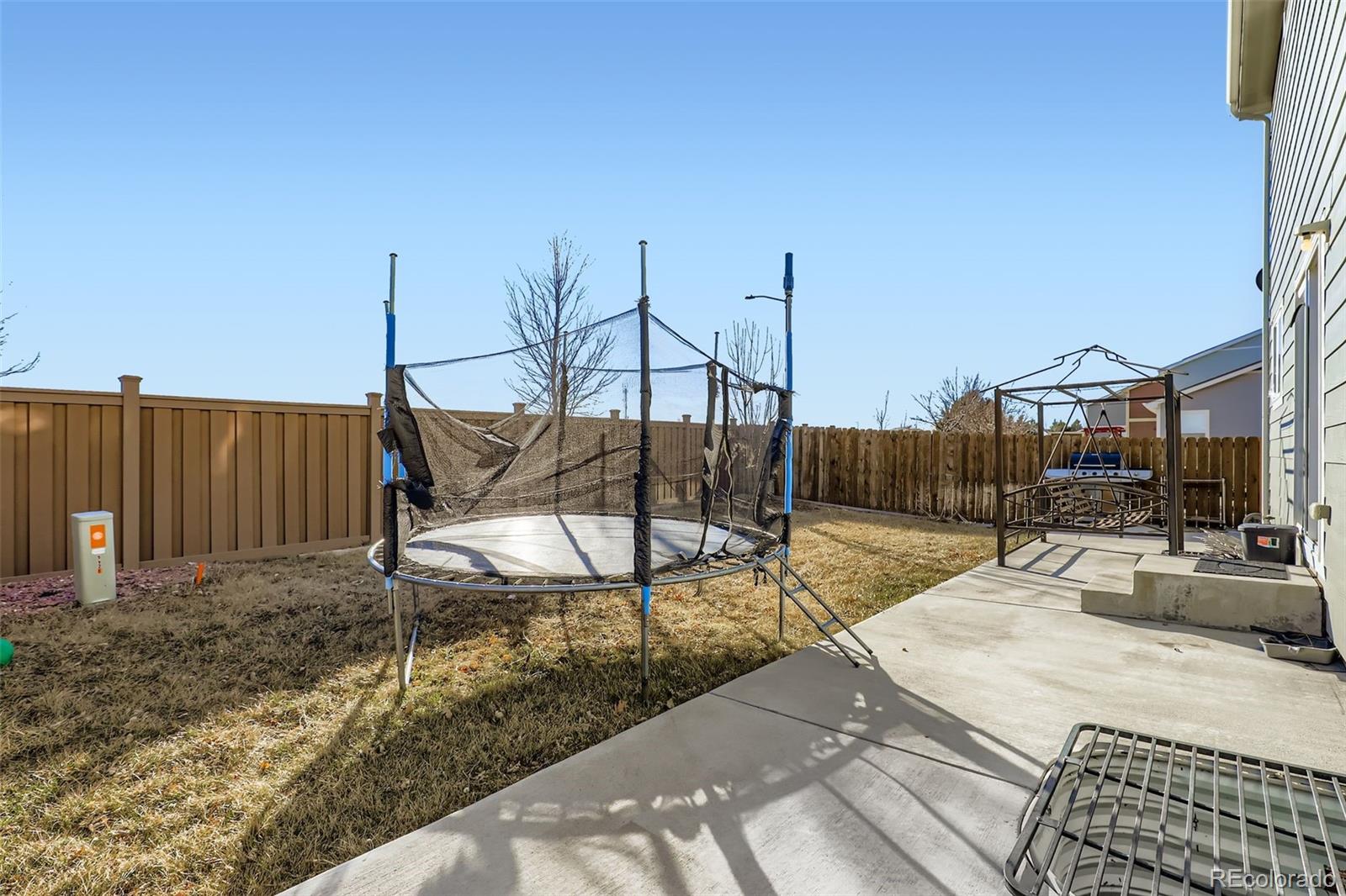 MLS Image #28 for 5528  lewiston court,denver, Colorado