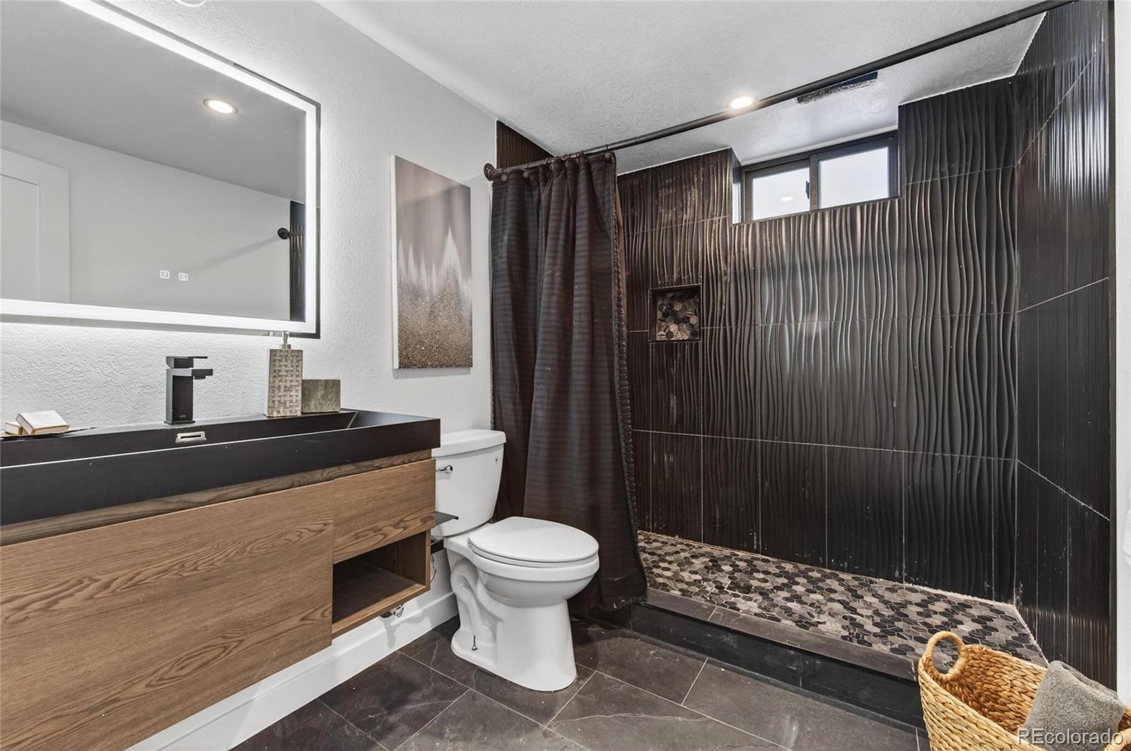 MLS Image #22 for 1543 s university boulevard,denver, Colorado