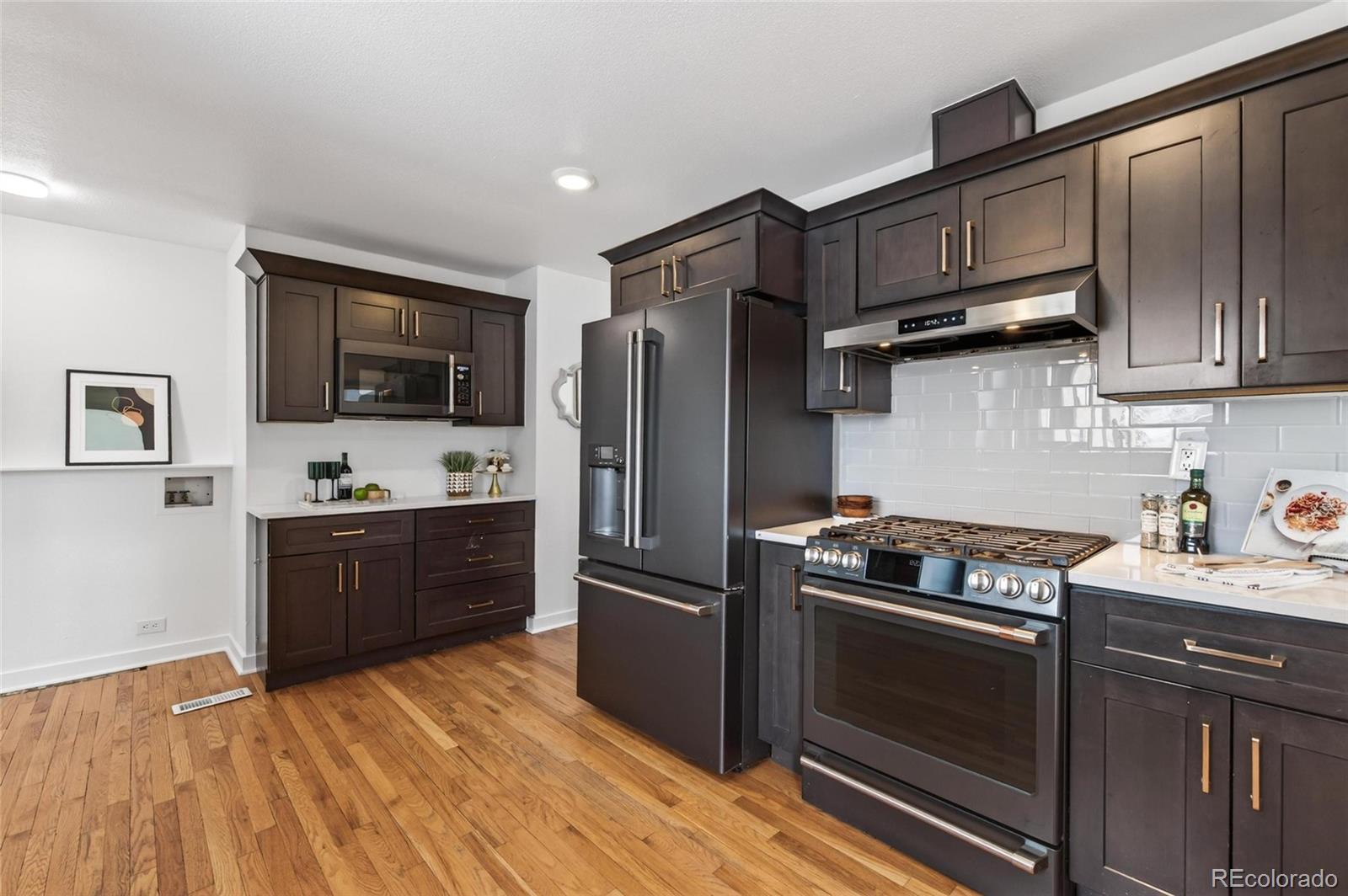MLS Image #8 for 1543 s university boulevard,denver, Colorado