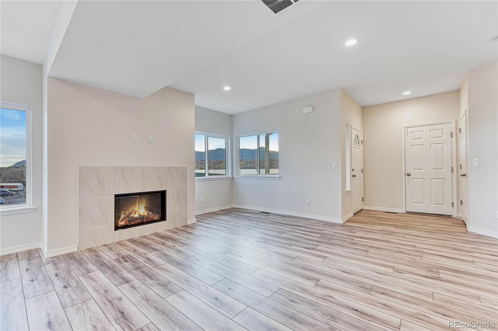 MLS Image #3 for 4358  siferd boulevard,colorado springs, Colorado
