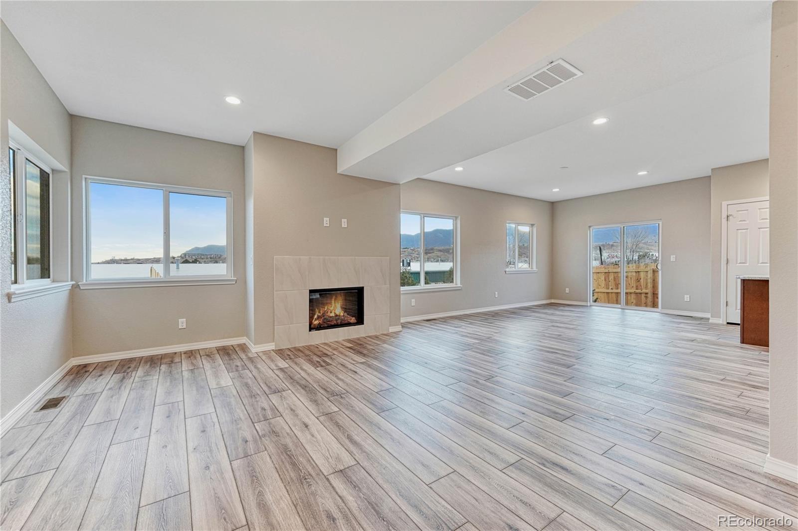 MLS Image #4 for 4358  siferd boulevard,colorado springs, Colorado