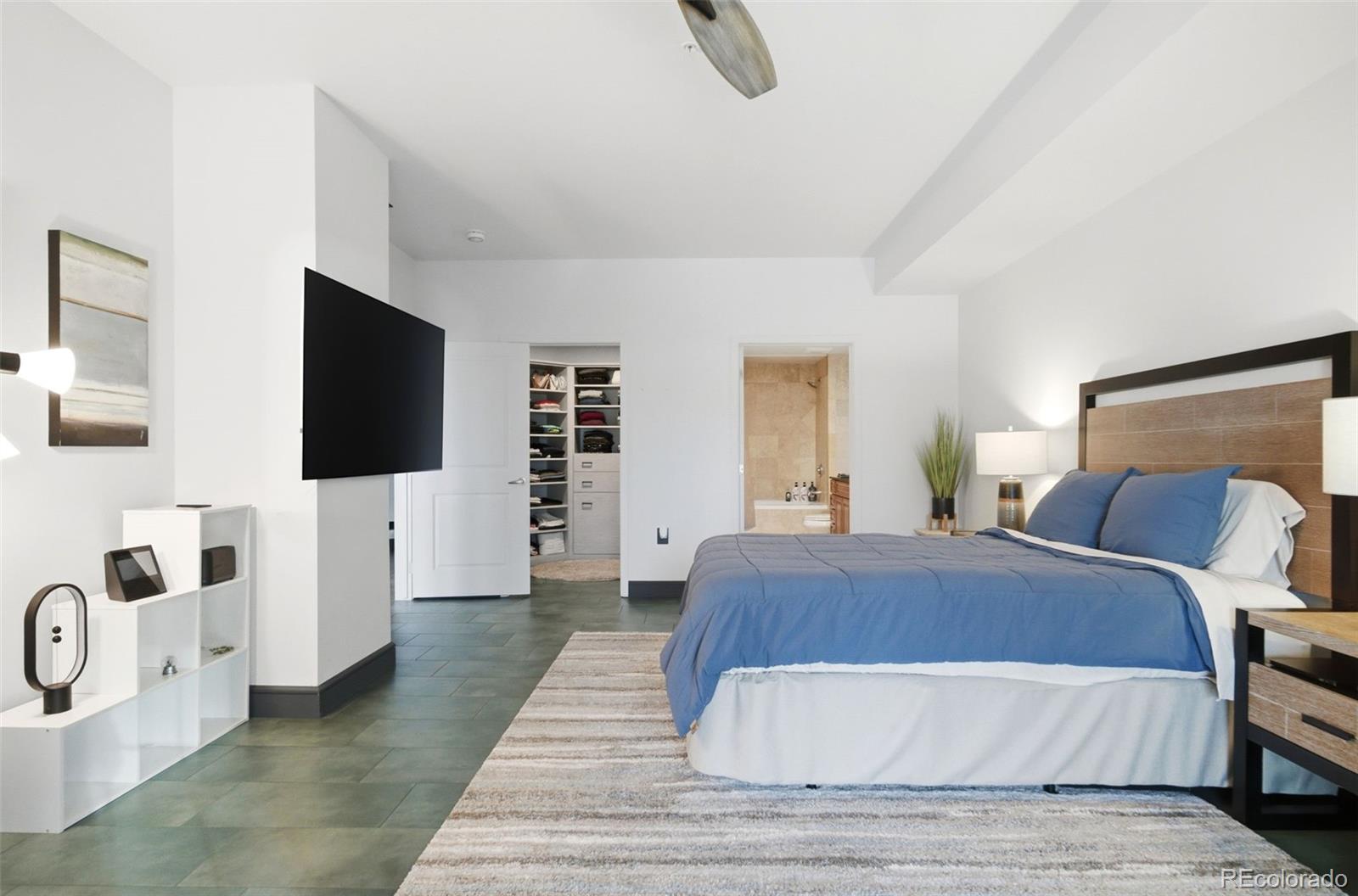 MLS Image #19 for 975 n lincoln street 6g-n,denver, Colorado