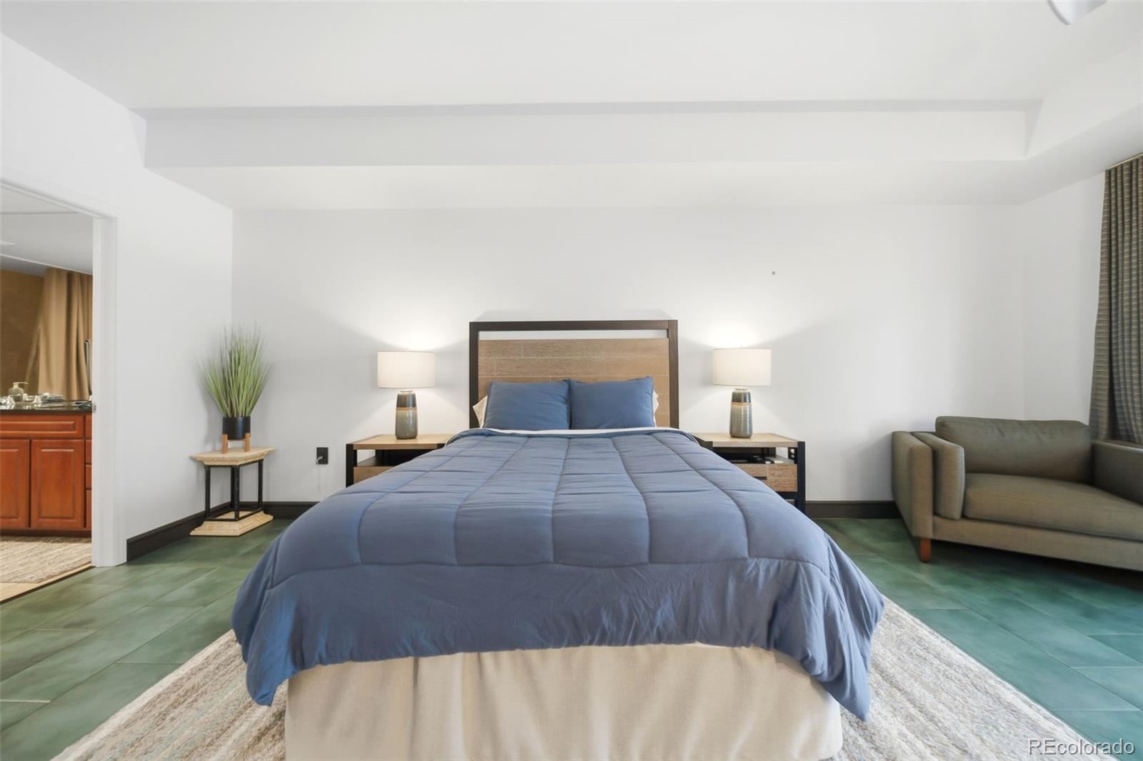 MLS Image #23 for 975 n lincoln street 6g-n,denver, Colorado