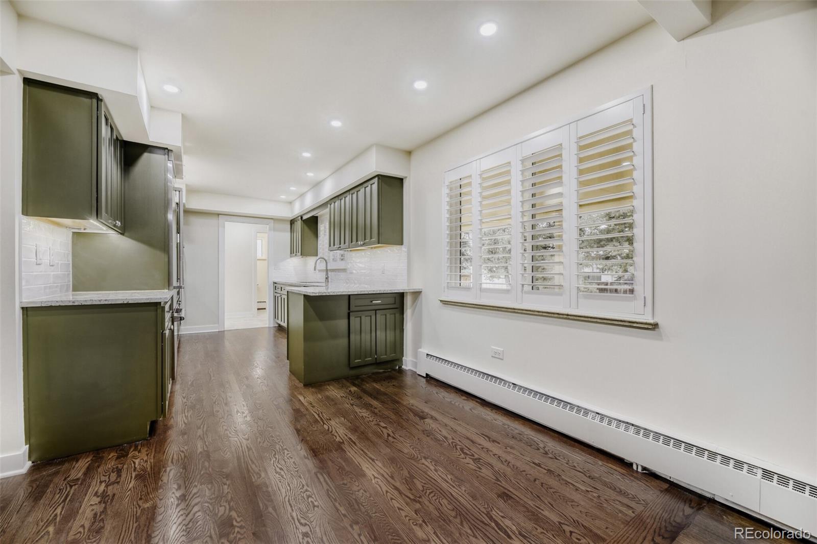 MLS Image #14 for 3843 s elm street,denver, Colorado