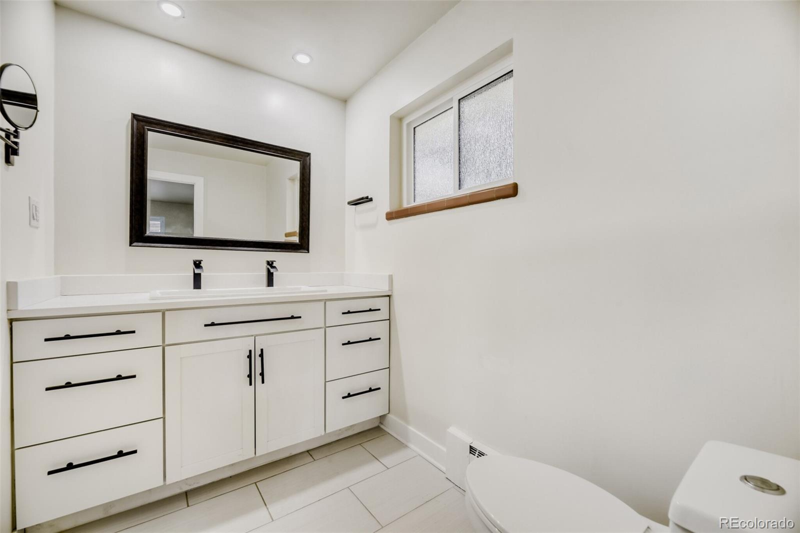 MLS Image #21 for 3843 s elm street,denver, Colorado