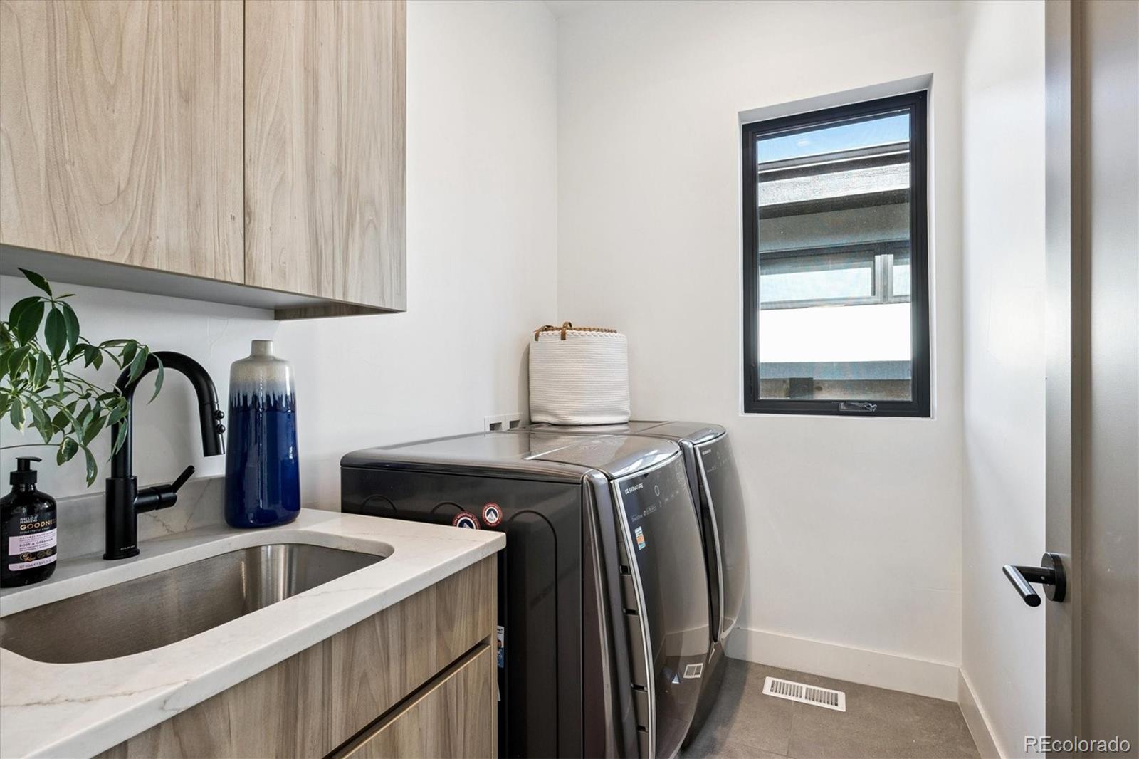 MLS Image #40 for 4742  eliot street,denver, Colorado