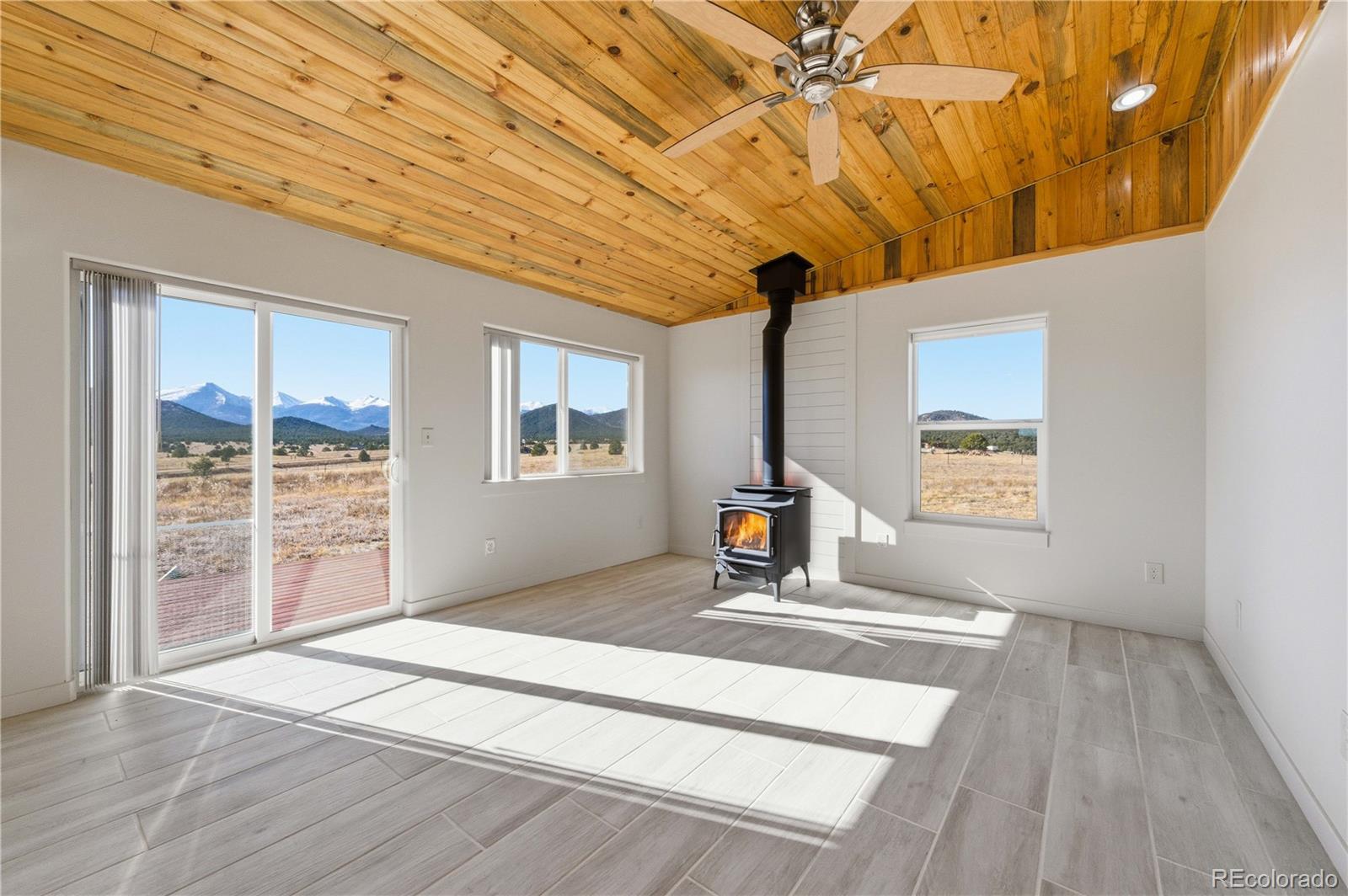 MLS Image #15 for 1863  16th trail,cotopaxi, Colorado