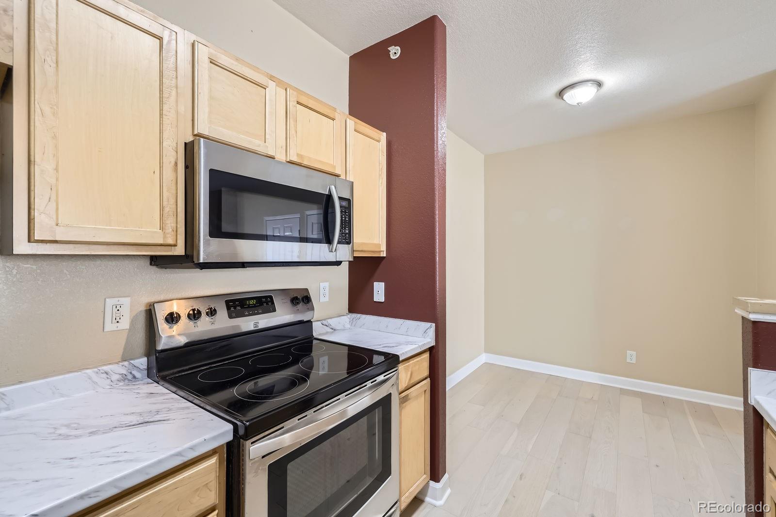 MLS Image #12 for 4451 s ammons street,littleton, Colorado