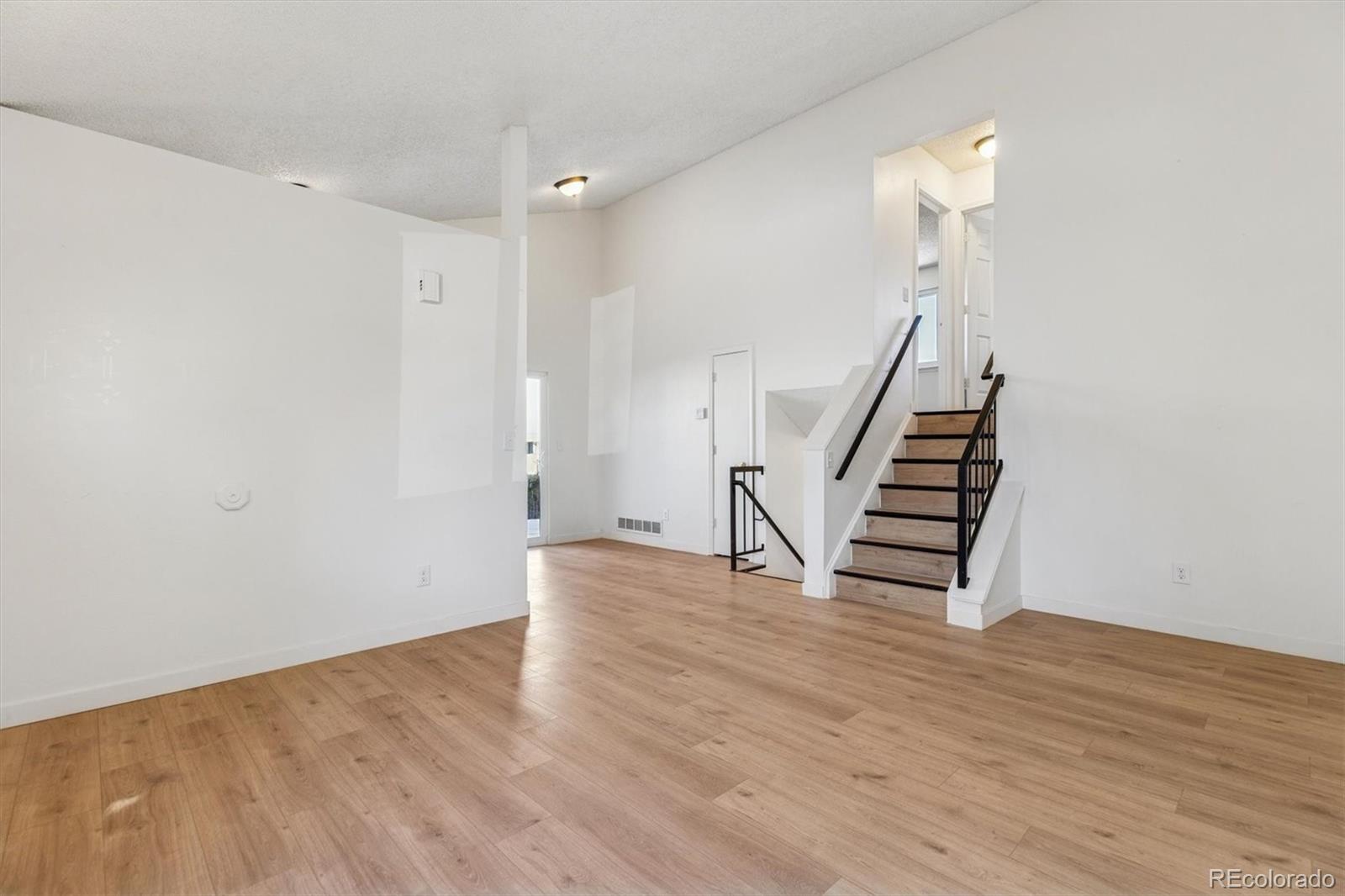 MLS Image #4 for 17406 e temple drive,aurora, Colorado