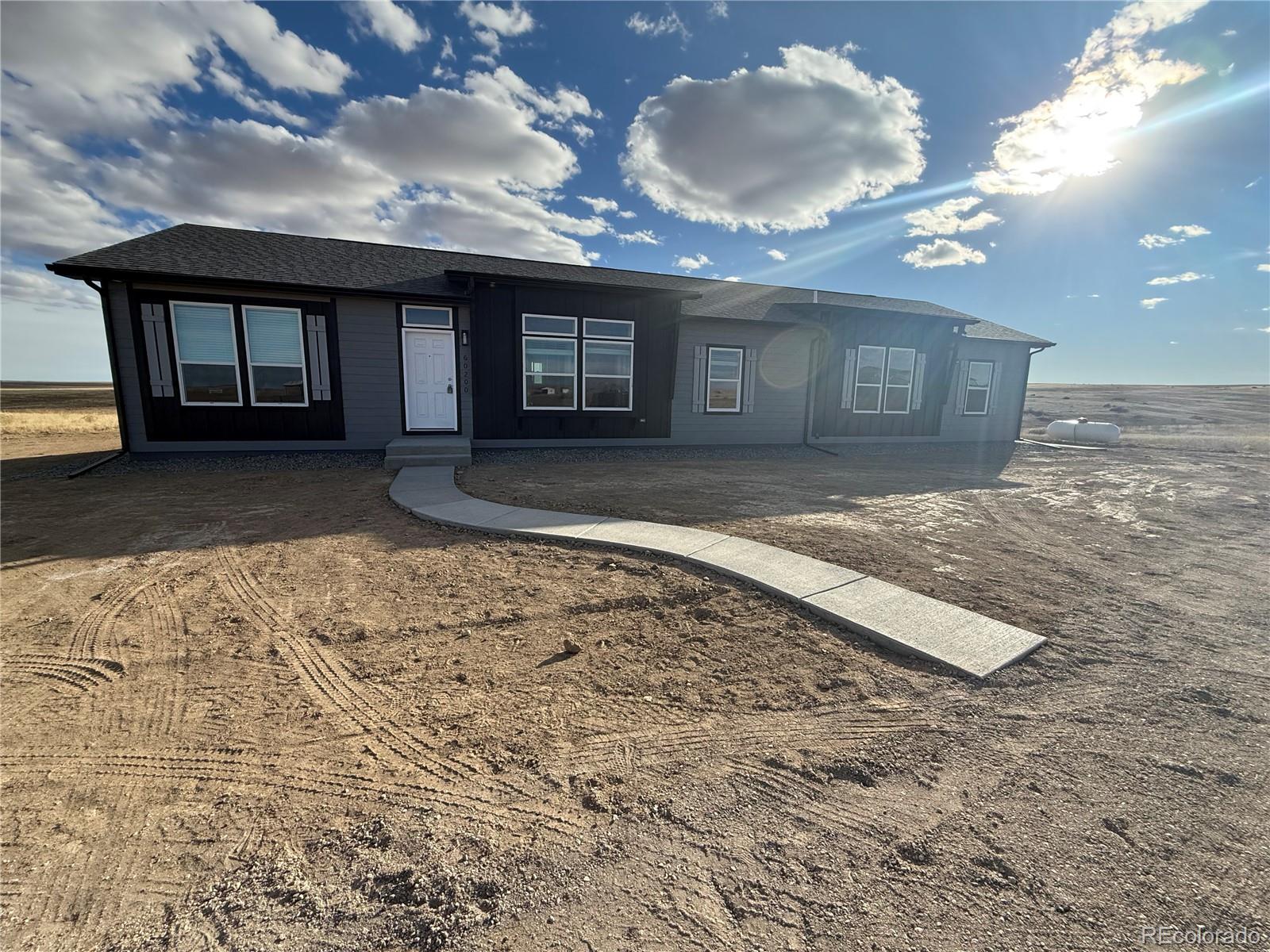 MLS Image #14 for 5165  pass me by road,strasburg, Colorado