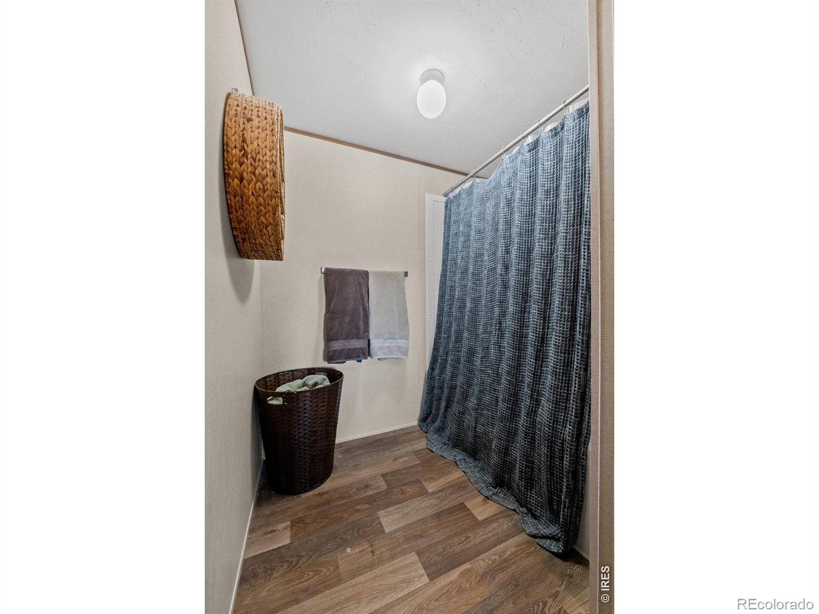 MLS Image #11 for 15322  county road x ,weldona, Colorado