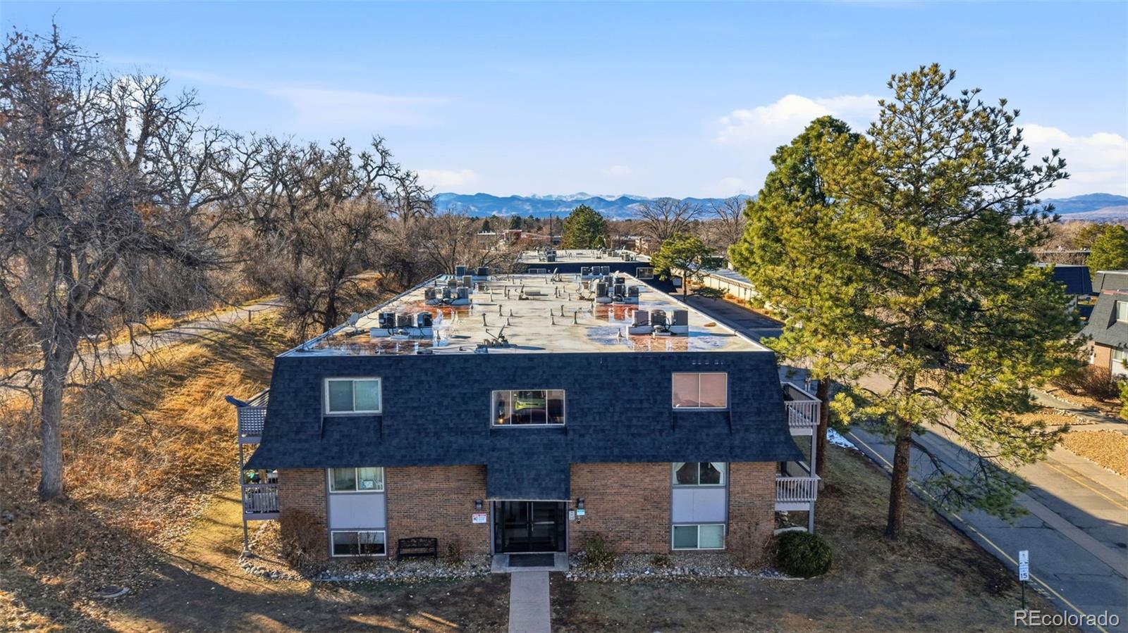 MLS Image #11 for 190 e highline circle,centennial, Colorado