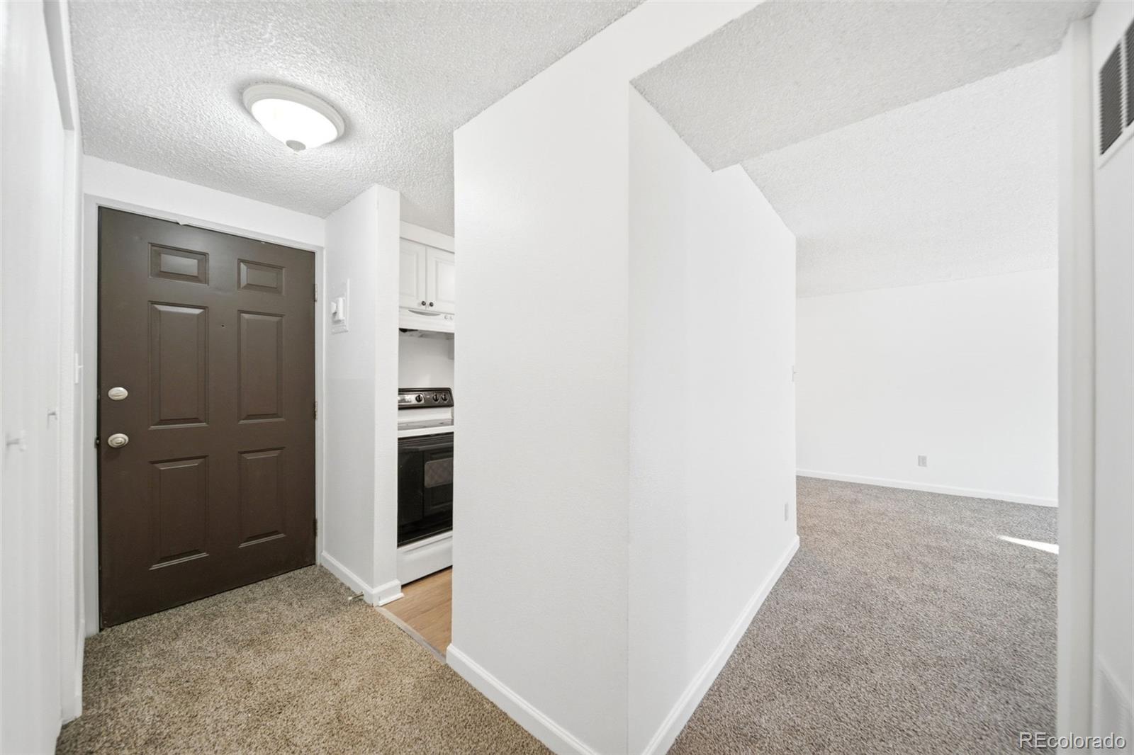 MLS Image #2 for 190 e highline circle,centennial, Colorado