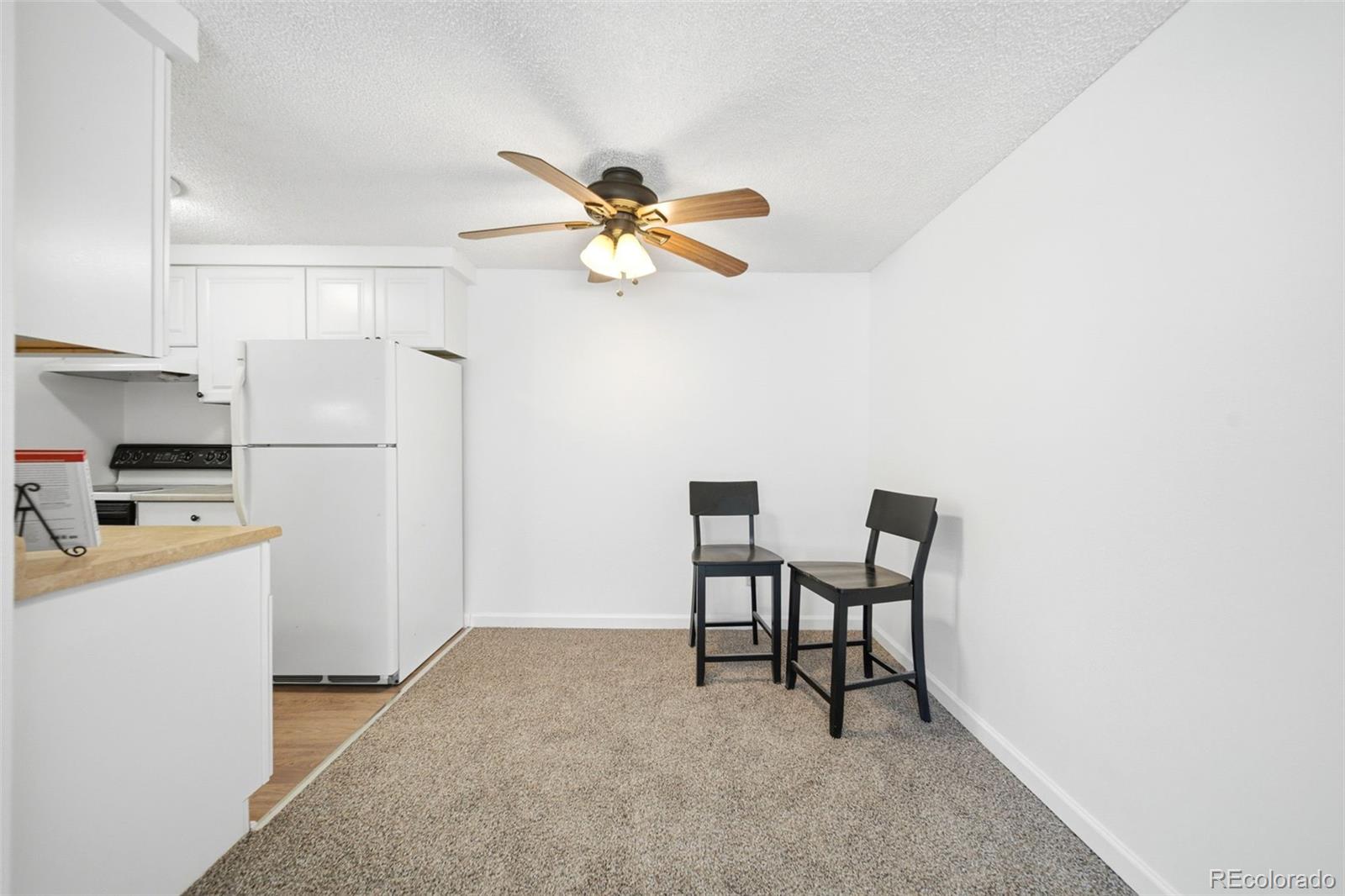MLS Image #5 for 190 e highline circle,centennial, Colorado
