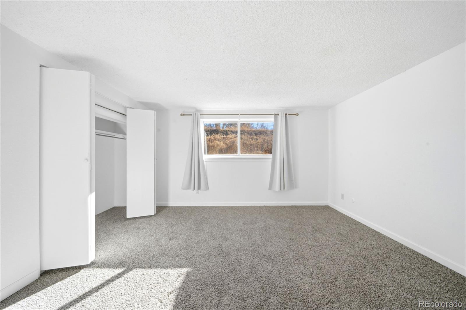 MLS Image #8 for 190 e highline circle,centennial, Colorado