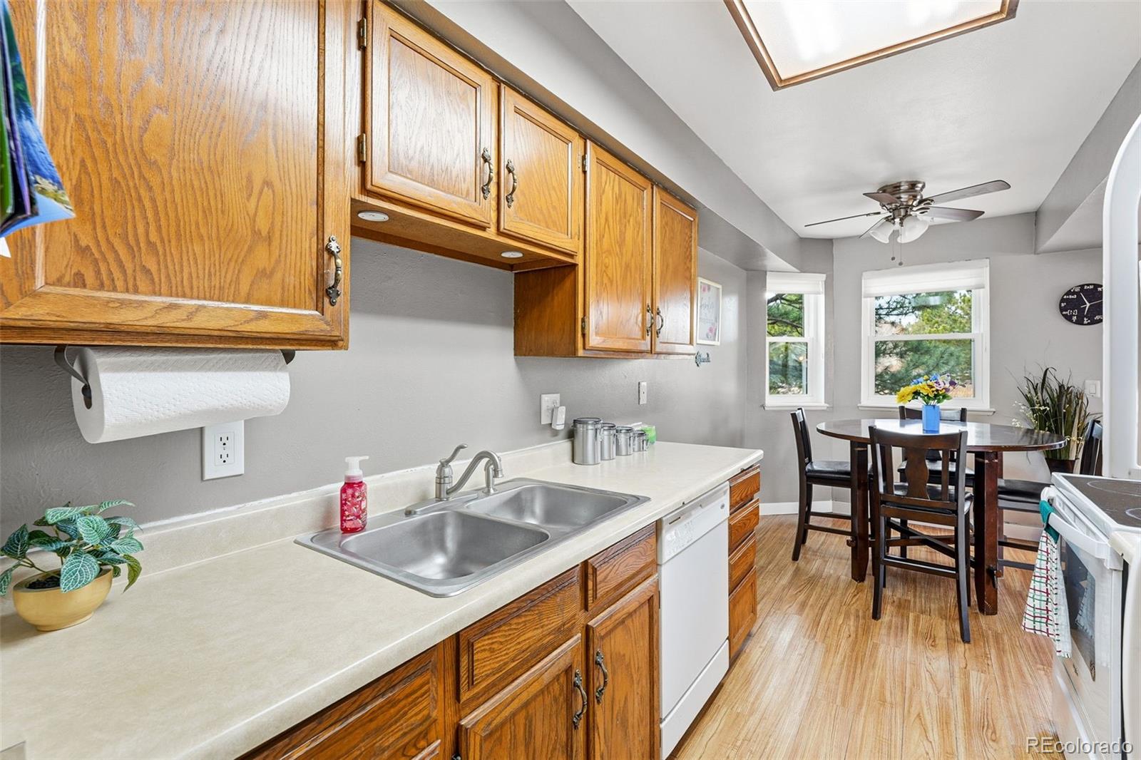 MLS Image #11 for 17600 e loyola drive,aurora, Colorado